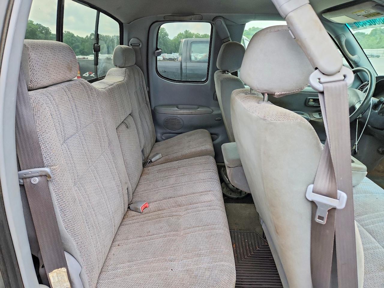 2001 Toyota Tundra Sr5 Серебряный vin: 5TBBT44151S210434
