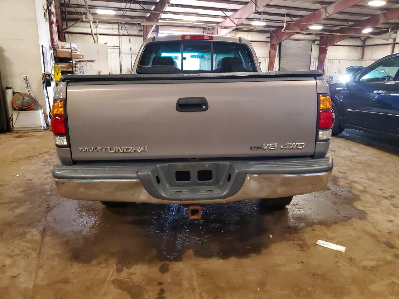 2002 Toyota Tundra Sr5 V8 Gray vin: 5TBBT44152S260350