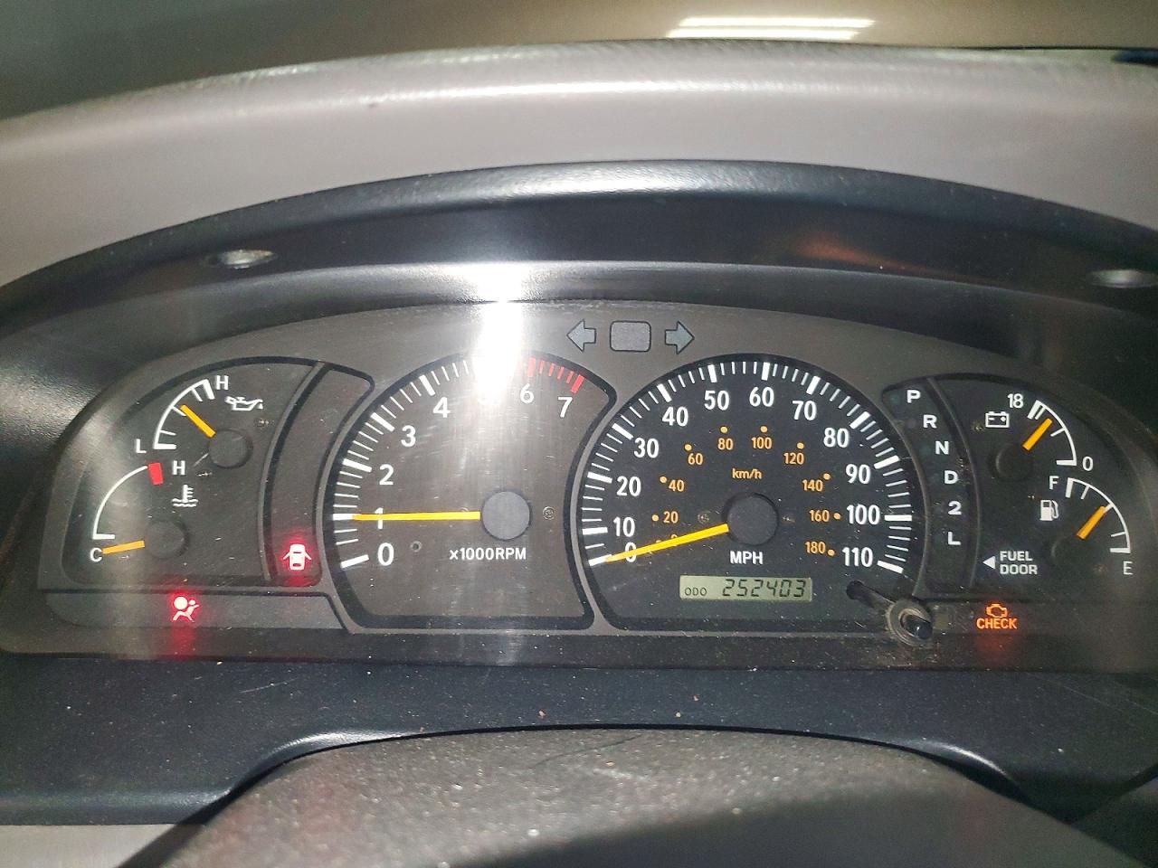 2002 Toyota Tundra Sr5 V8 Gray vin: 5TBBT44152S260350