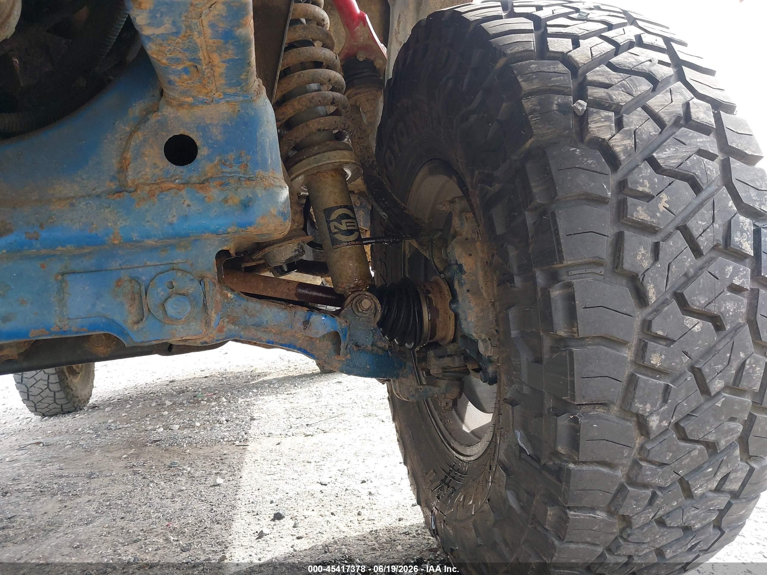 2002 Toyota Tundra Sr5 V8 Белый vin: 5TBBT44152S331126