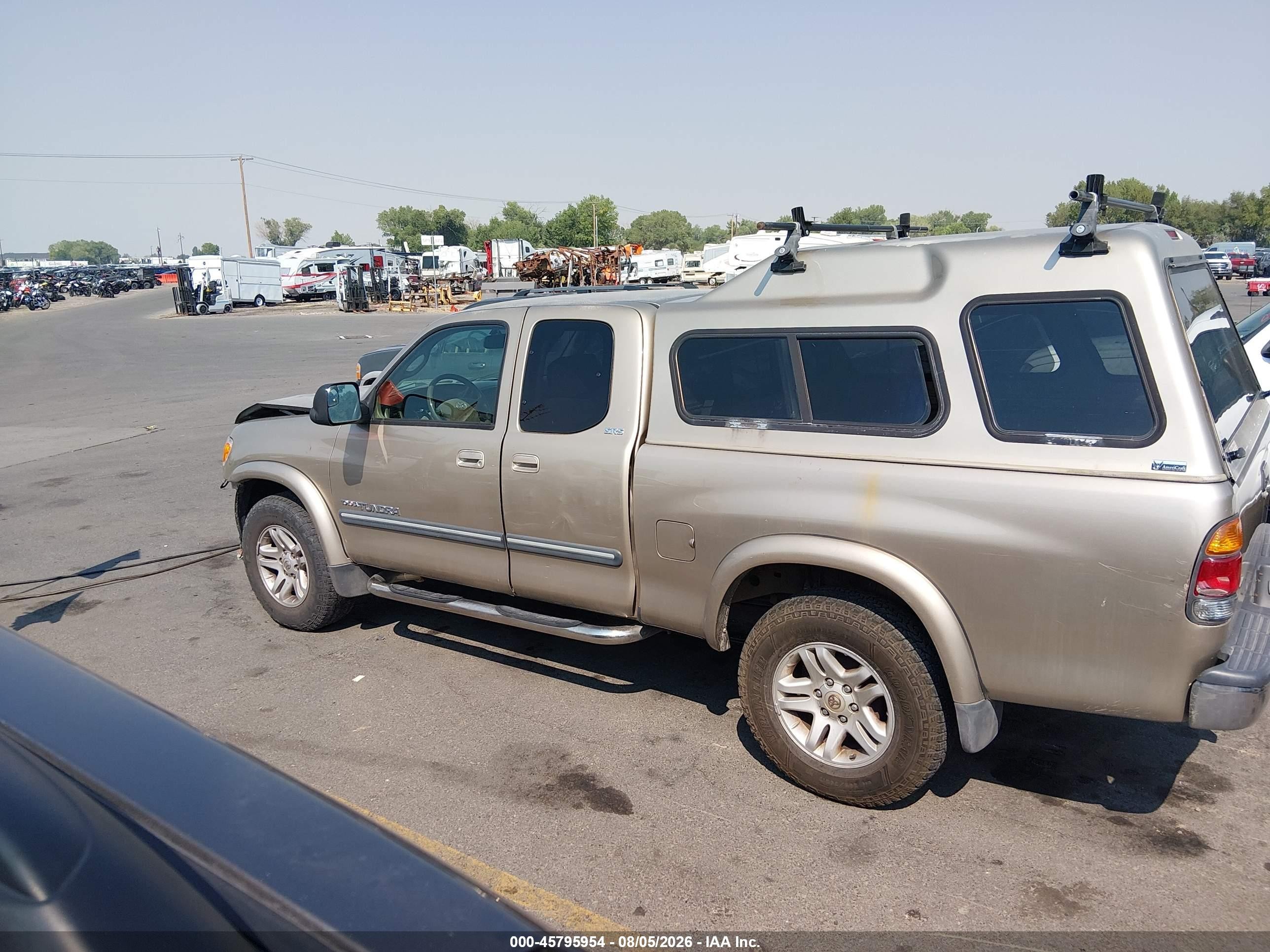 2003 Toyota Tundra Sr5 V8 Tan vin: 5TBBT44153S428456