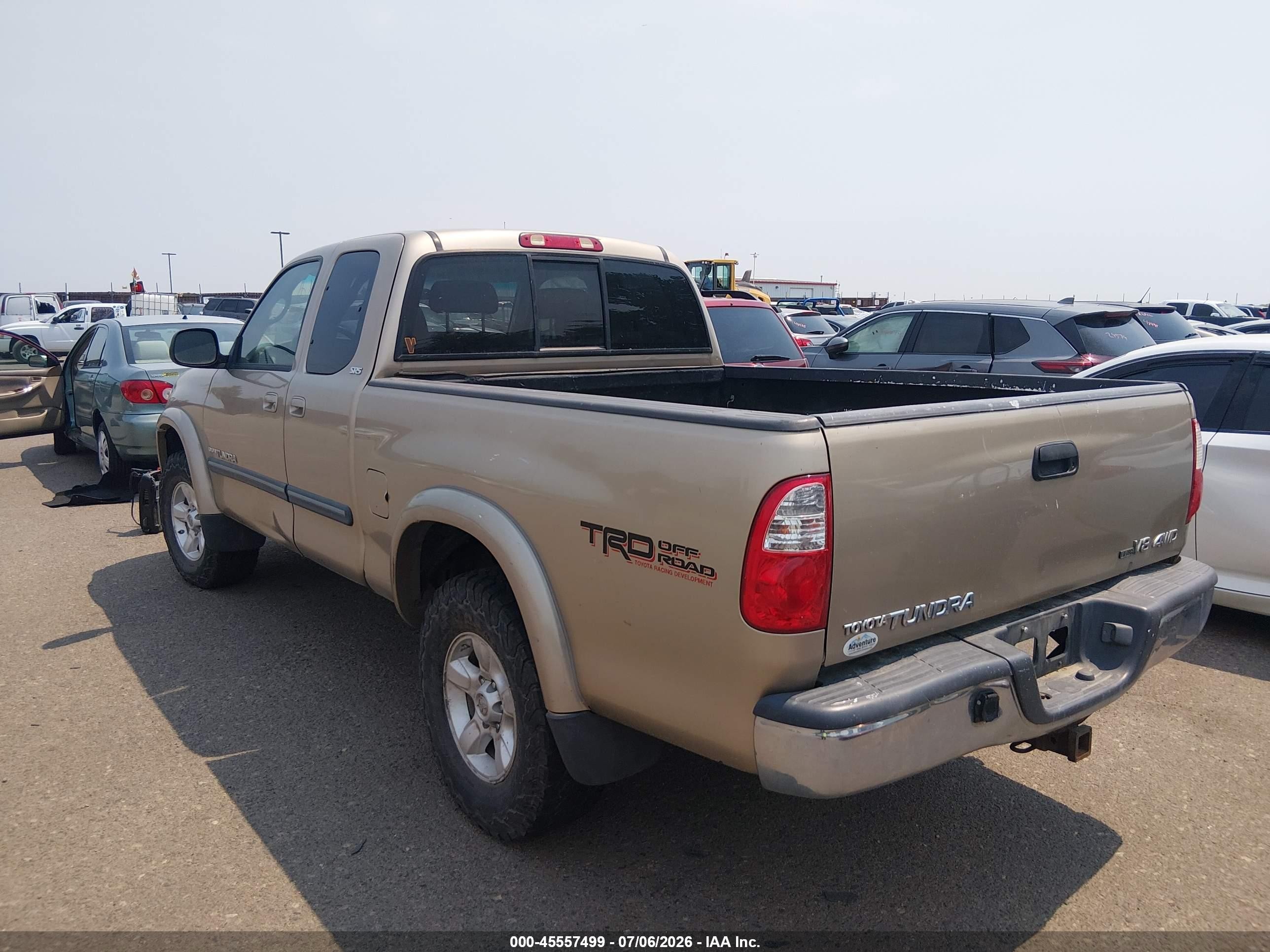 2006 Toyota Tundra Sr5 V8 Золотой vin: 5TBBT44156S480206
