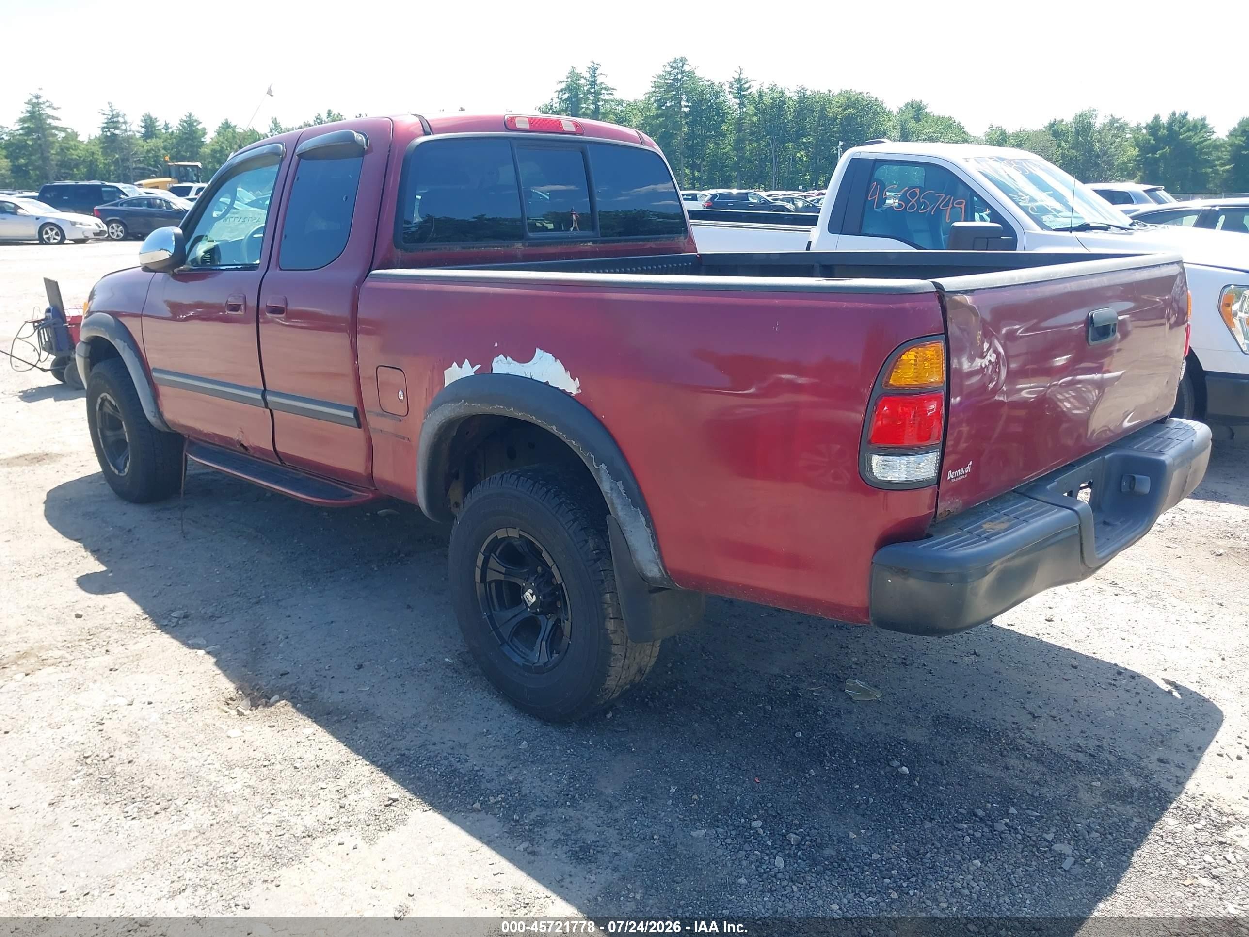2001 Toyota Tundra Sr5 V8 Red vin: 5TBBT44161S157906