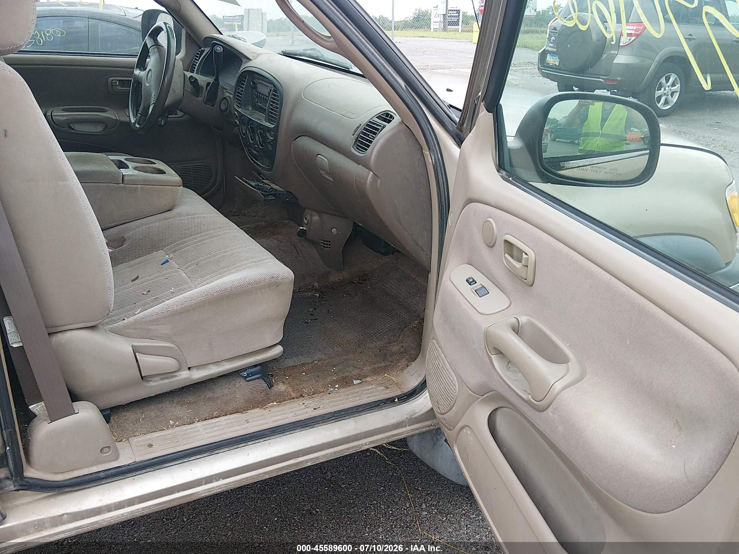 2002 Toyota Tundra Sr5 V8 Gold vin: 5TBBT44162S224117