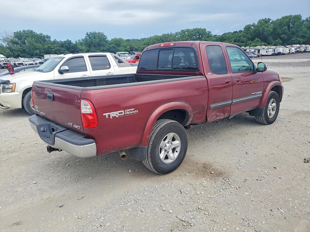 2006 Toyota Tundra Access Cab Sr5 Red vin: 5TBBT44166S485124