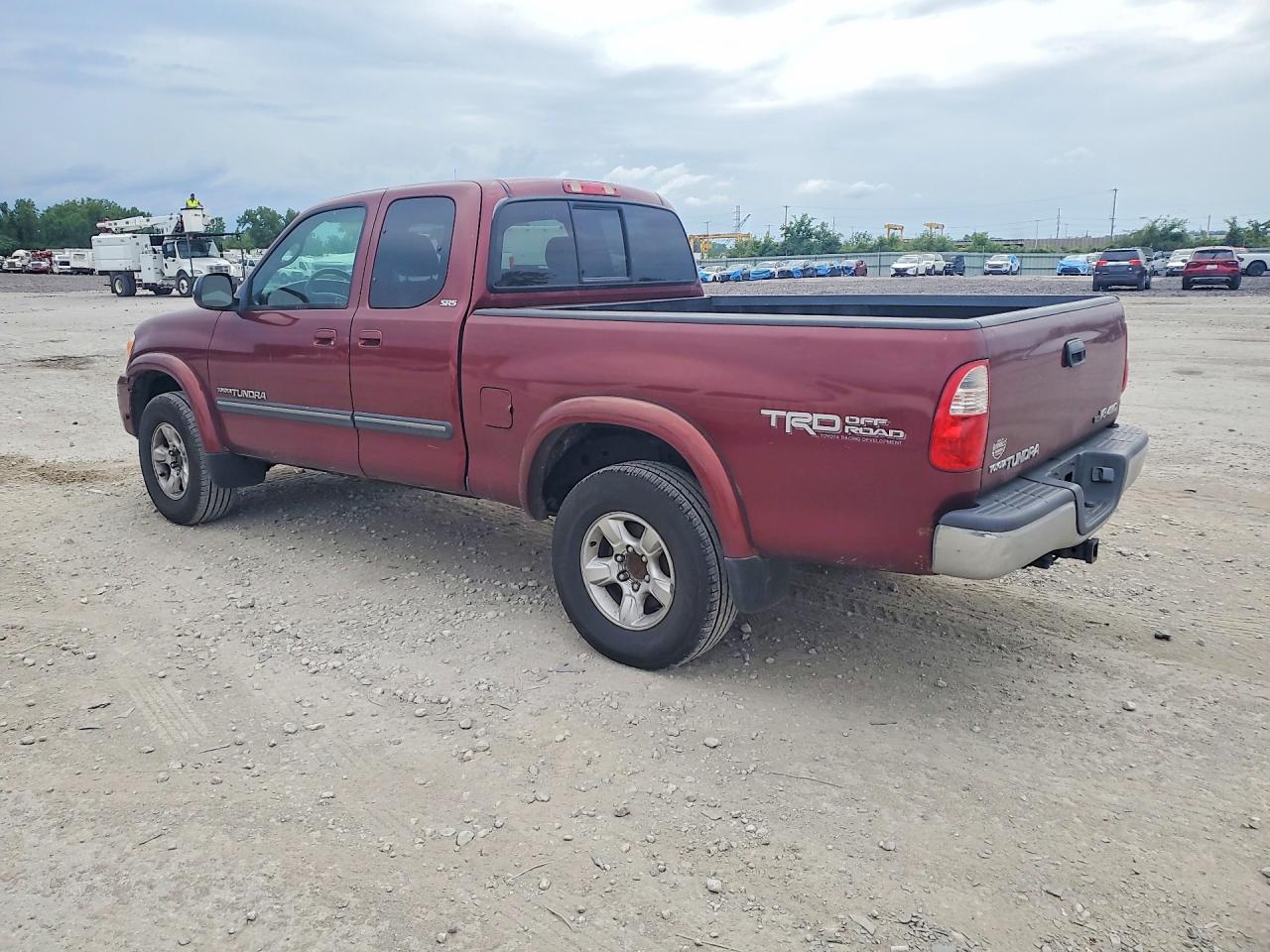2006 Toyota Tundra Access Cab Sr5 Red vin: 5TBBT44166S485124
