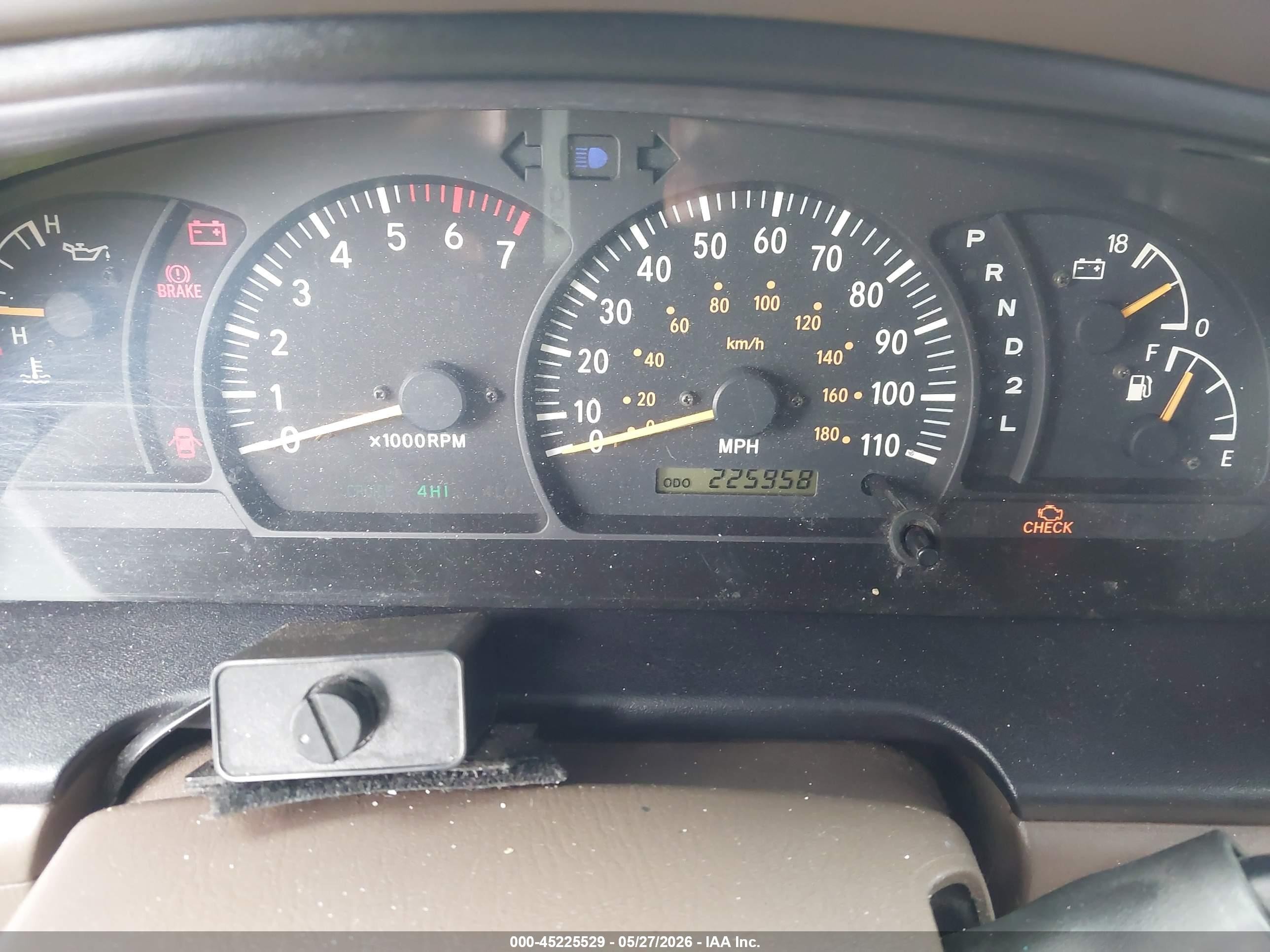 2000 Toyota Tundra Sr5 V8 Black vin: 5TBBT4416YS067553