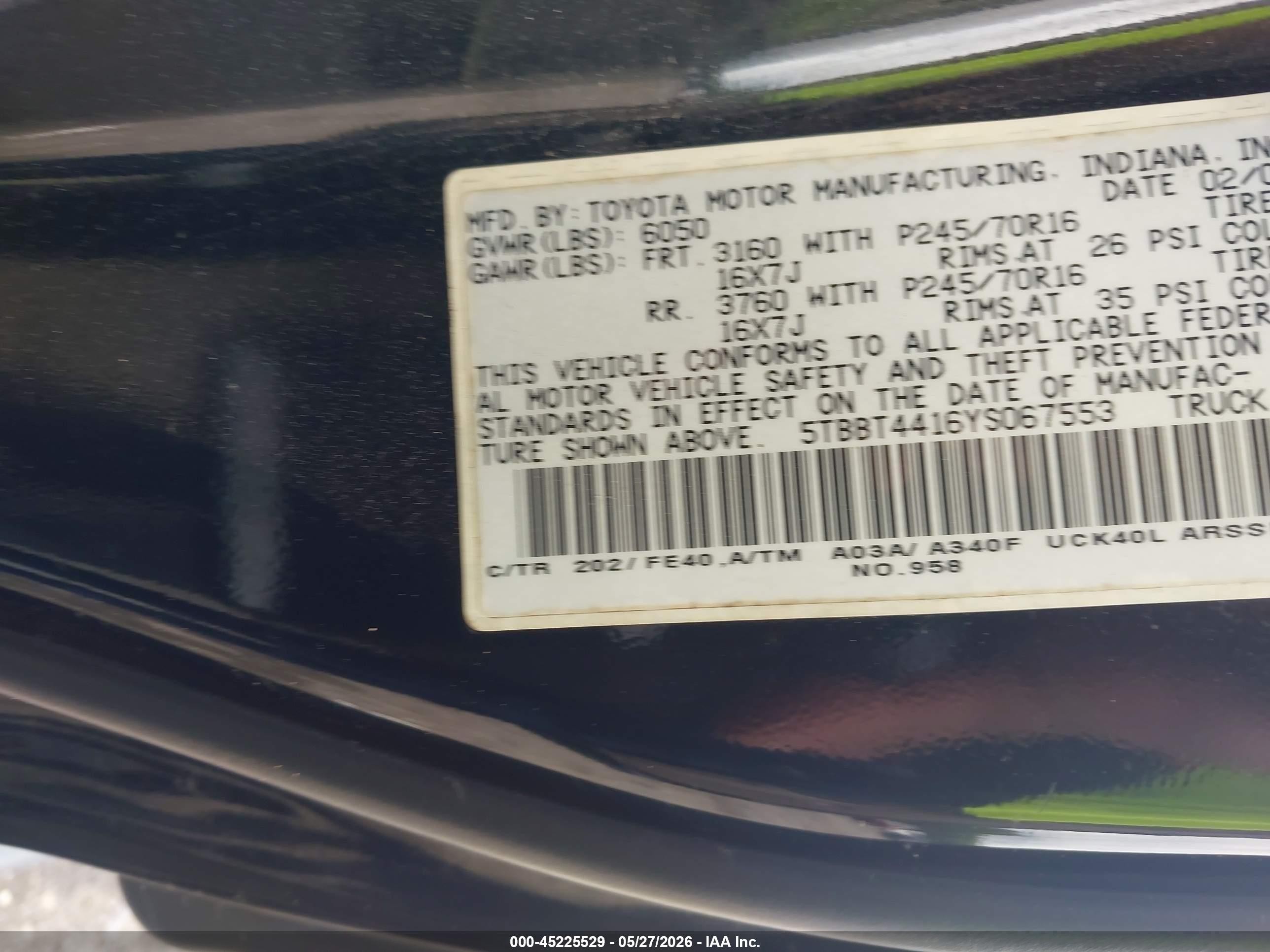 2000 Toyota Tundra Sr5 V8 Black vin: 5TBBT4416YS067553