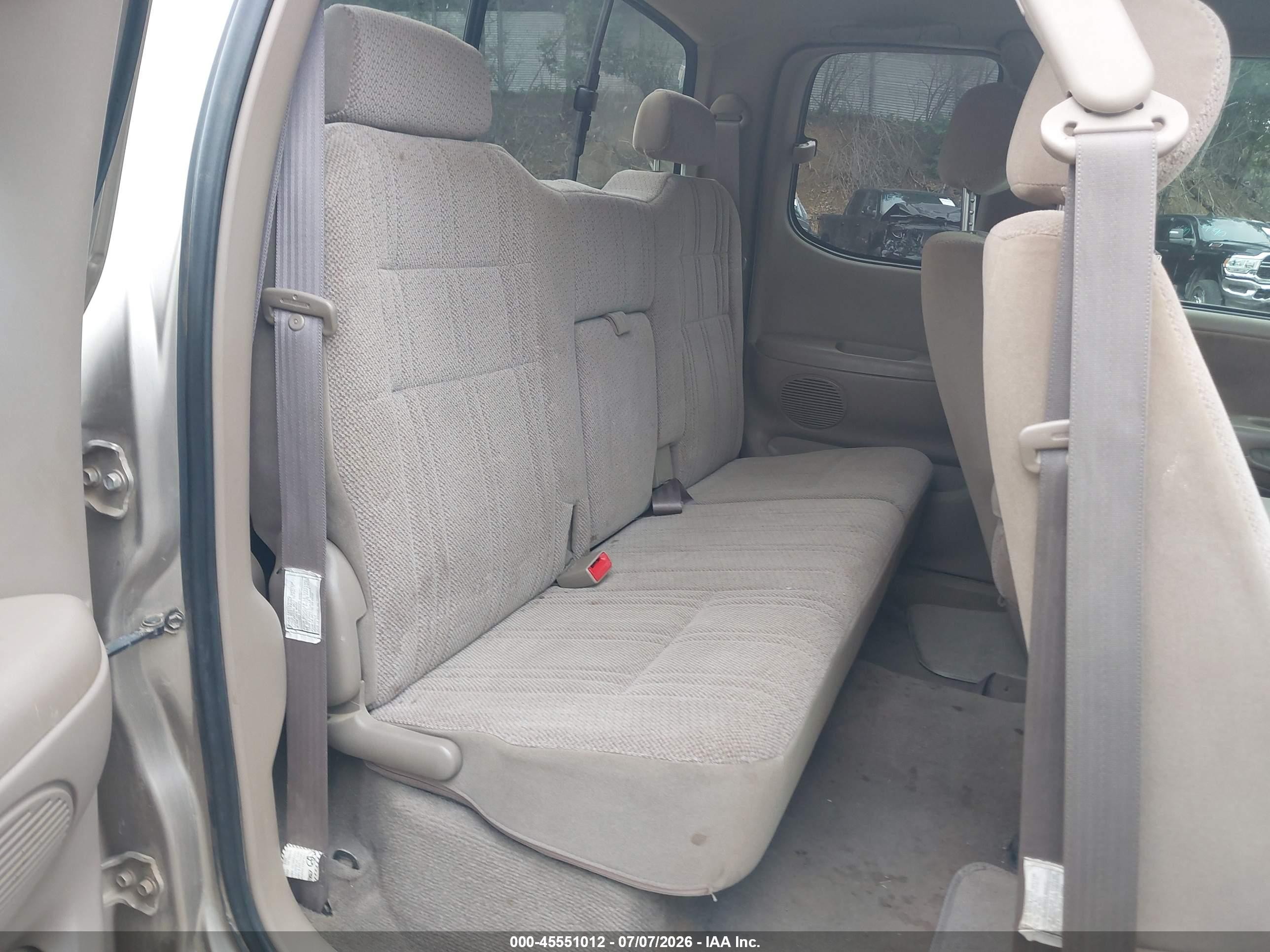 2002 Toyota Tundra Sr5 V8 Beige vin: 5TBBT44172S296315