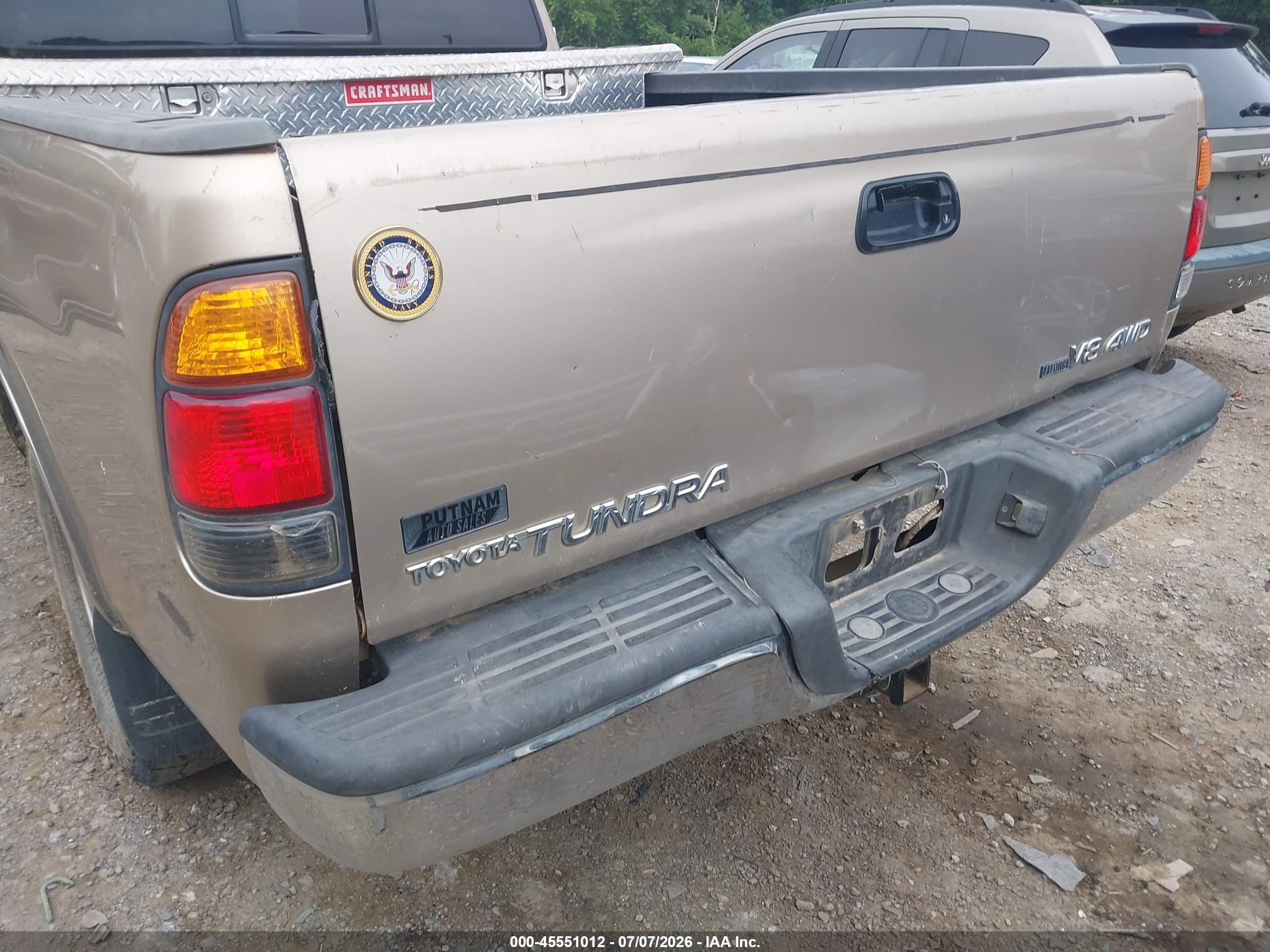 2002 Toyota Tundra Sr5 V8 Beige vin: 5TBBT44172S296315