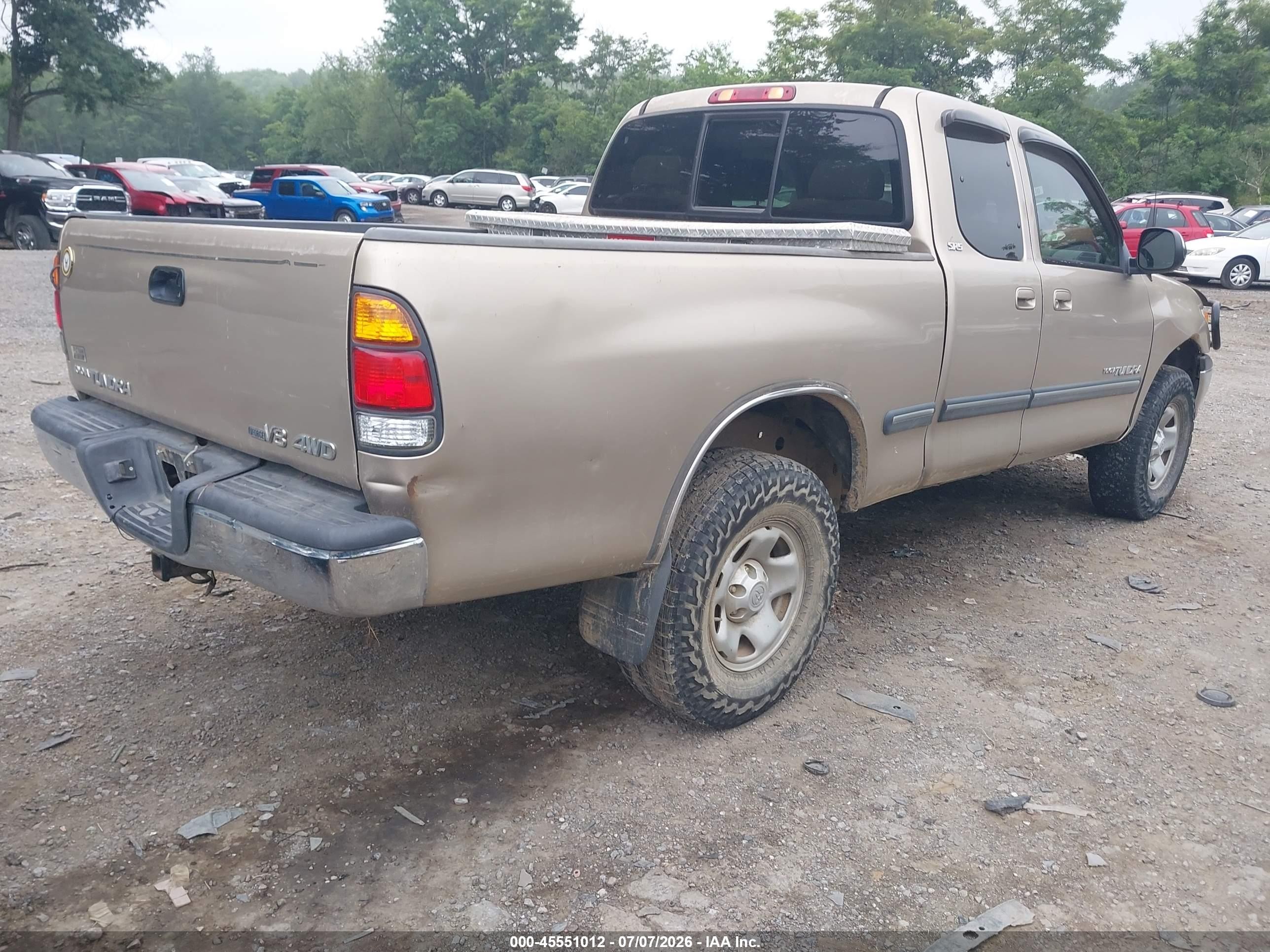 2002 Toyota Tundra Sr5 V8 Beige vin: 5TBBT44172S296315
