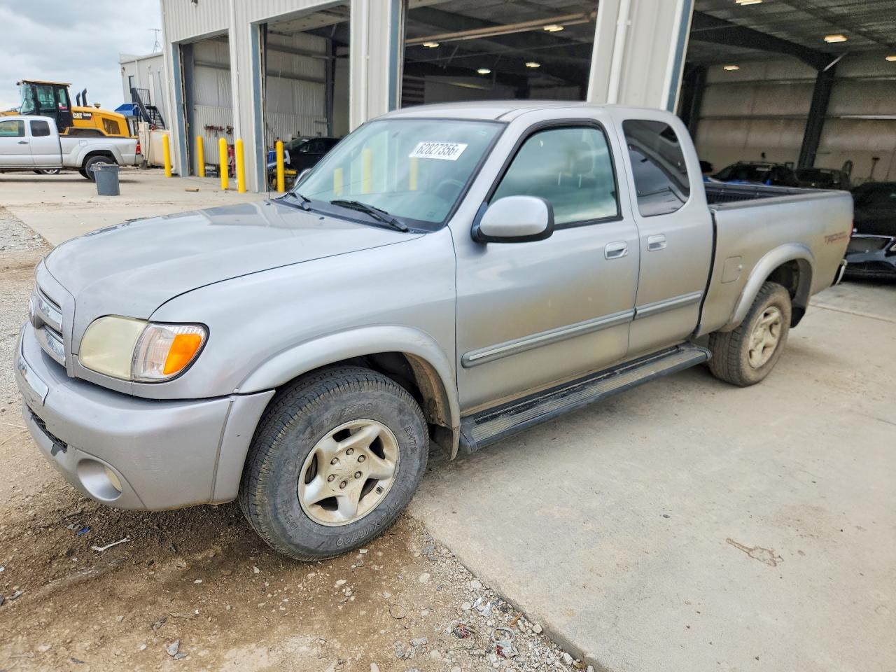 2003 Toyota Tundra Sr5 Silver vin: 5TBBT44173S389434