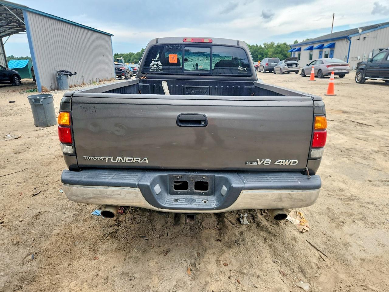2003 Toyota Tundra Бежевый vin: 5TBBT44173S435425