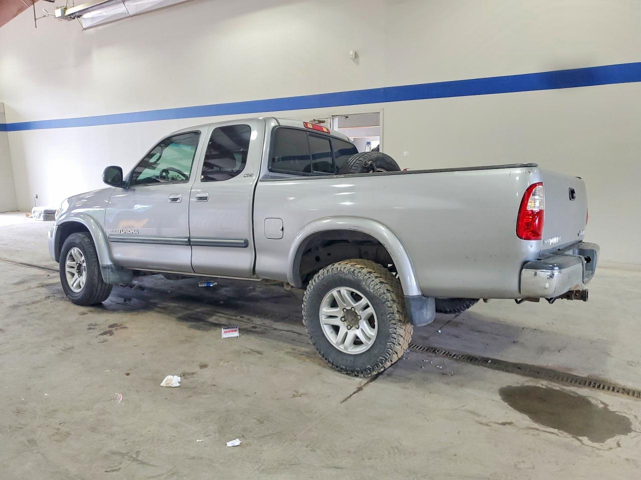 2005 Toyota Tundra Access Cab Sr5 Gray vin: 5TBBT44175S462871