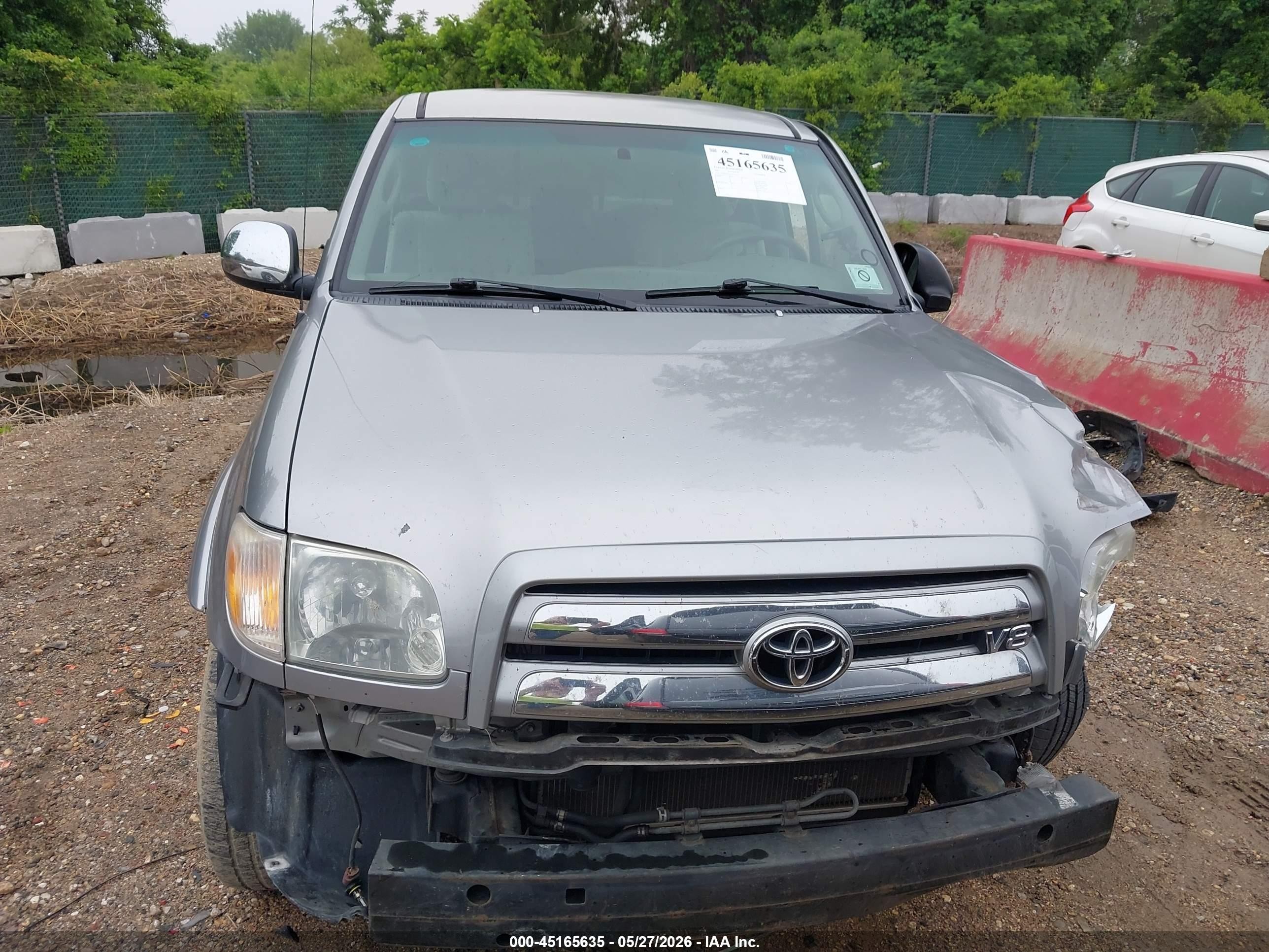 2005 Toyota Tundra Sr5 V8 Gray vin: 5TBBT44175S471019