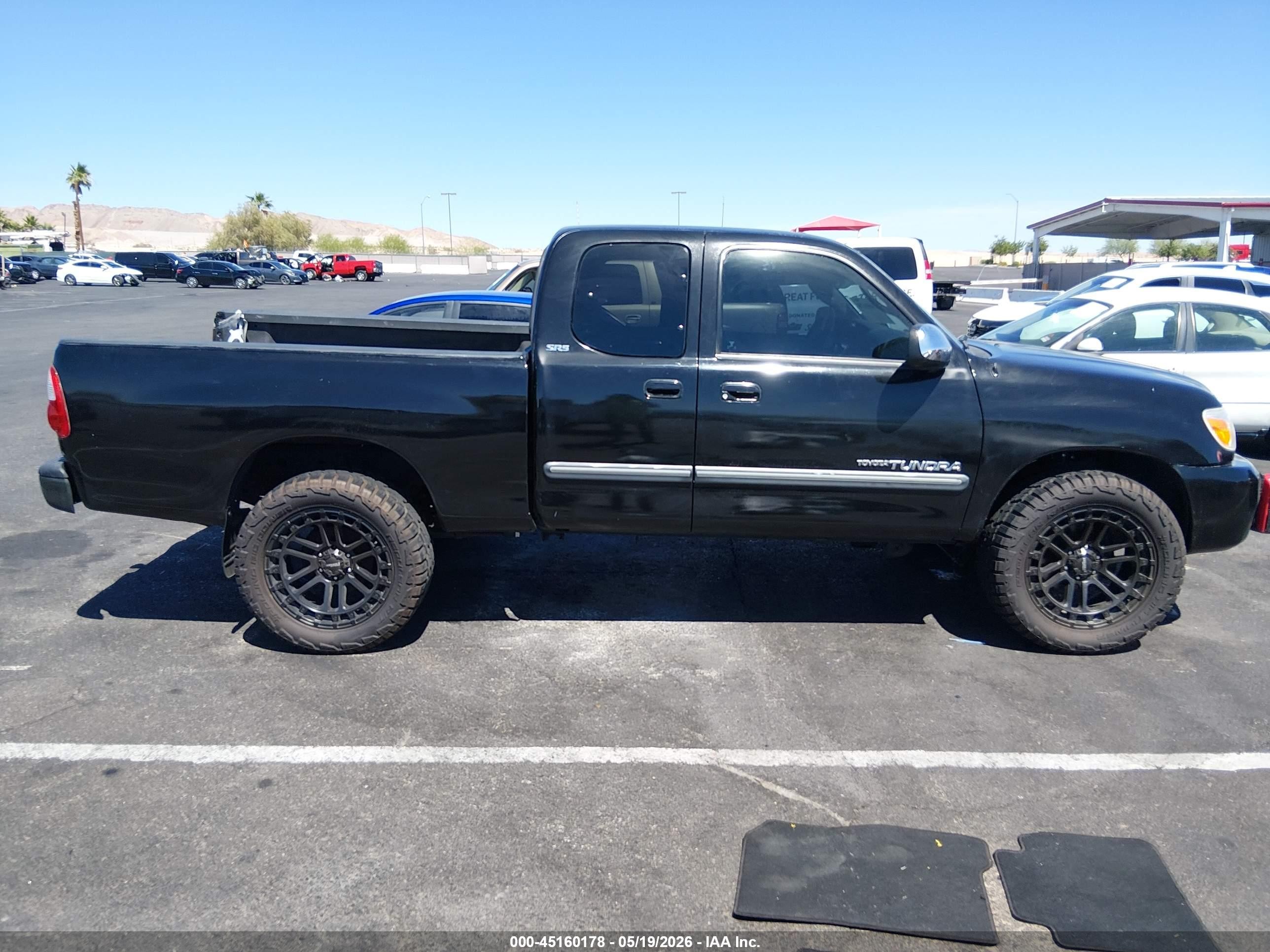 2006 Toyota Tundra Sr5 V8 Черный vin: 5TBBT44176S486153