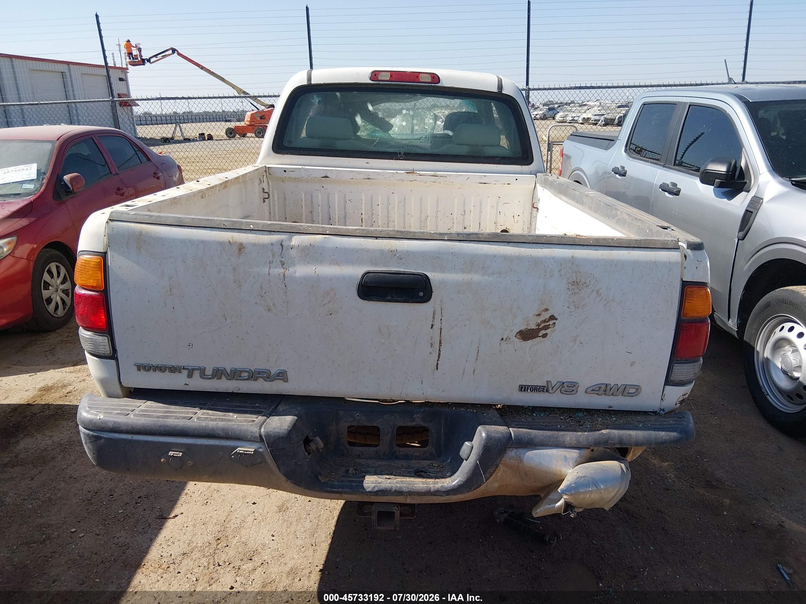 2002 Toyota Tundra Sr5 V8 Белый vin: 5TBBT44182S281970