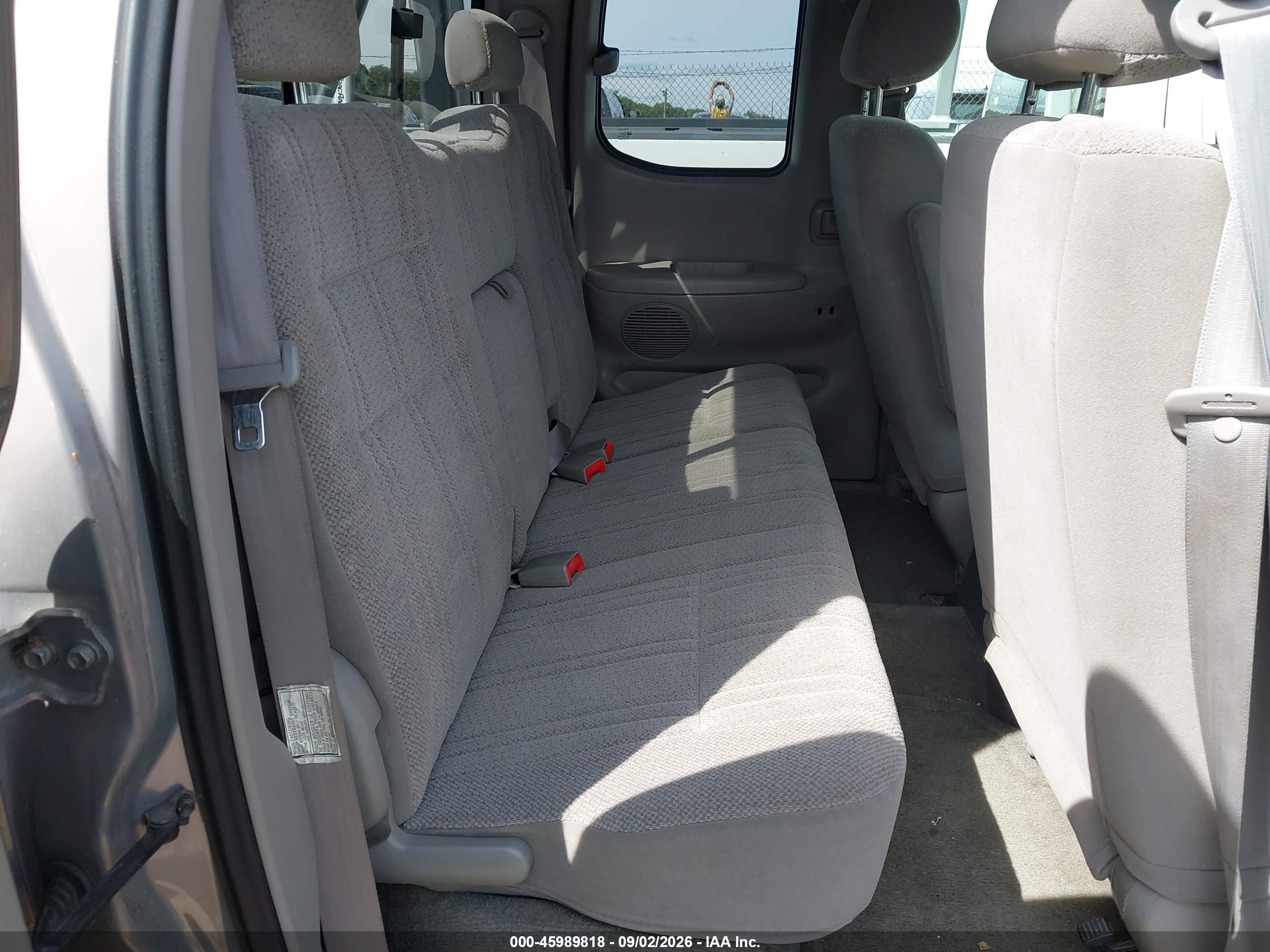 2002 Toyota Tundra Sr5 V8 Gray vin: 5TBBT44182S330861