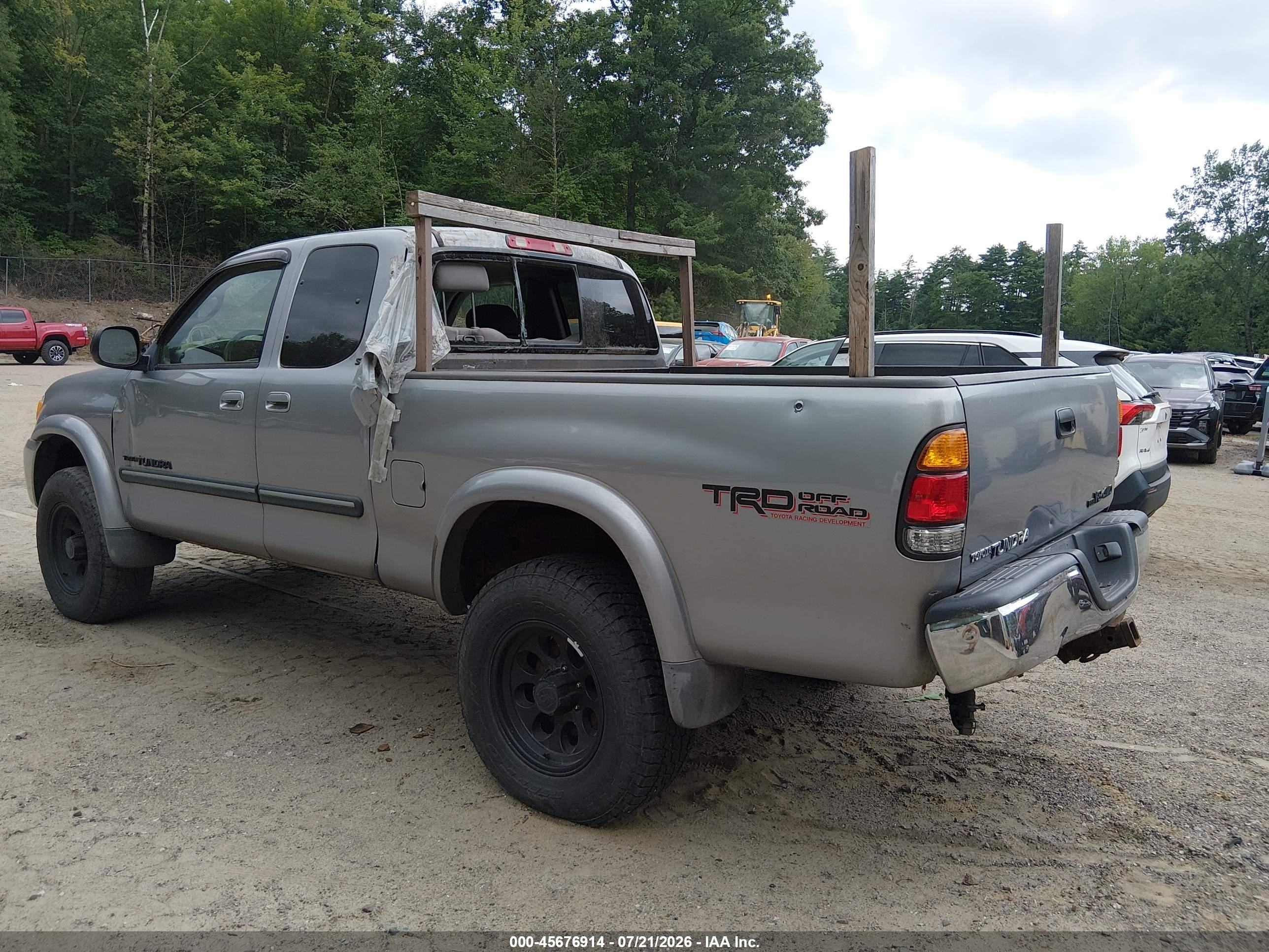 2003 Toyota Tundra Sr5 V8 Silver vin: 5TBBT44183S370343