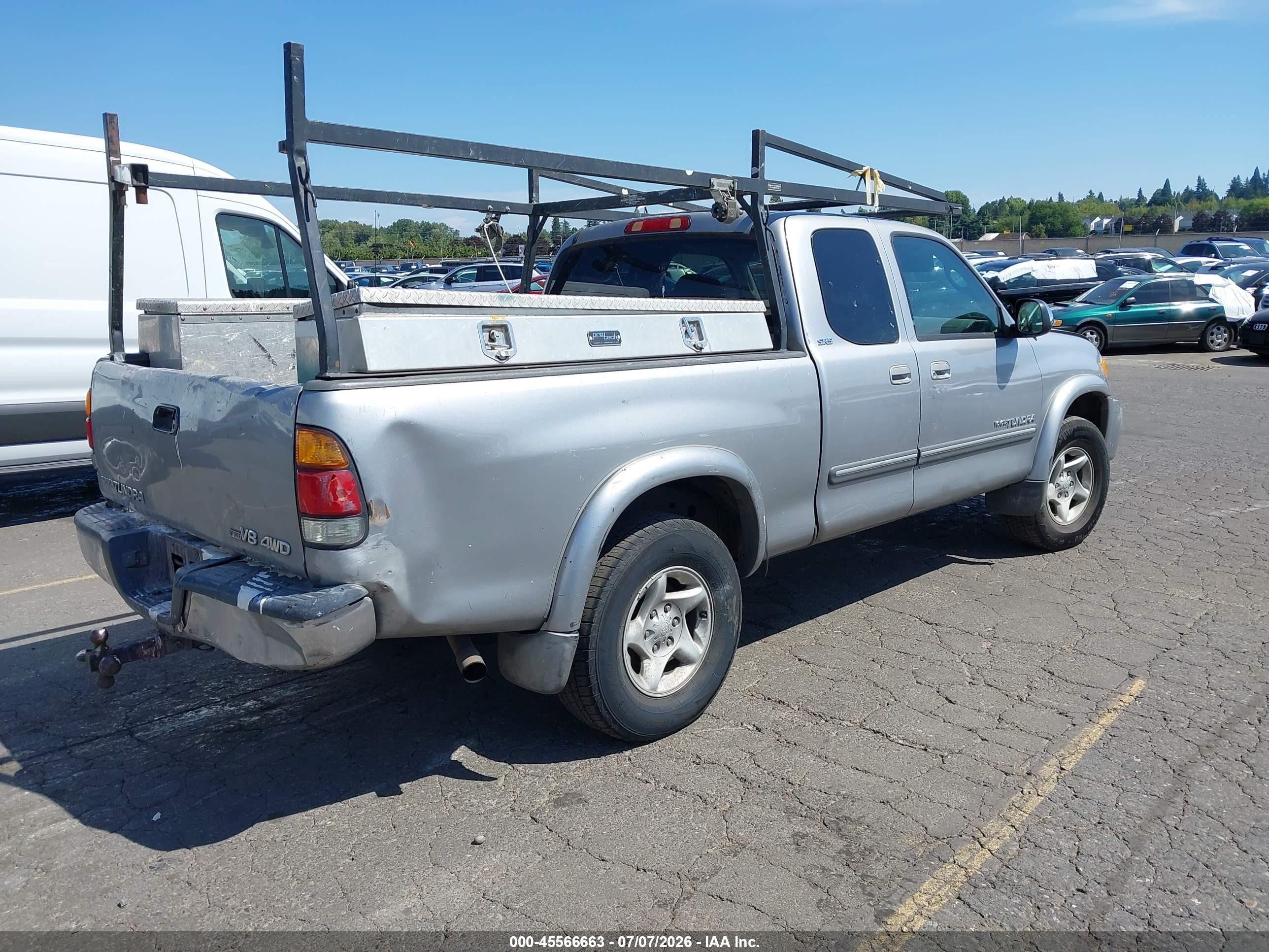 2003 Toyota Tundra Sr5 V8 Серебряный vin: 5TBBT44183S434154
