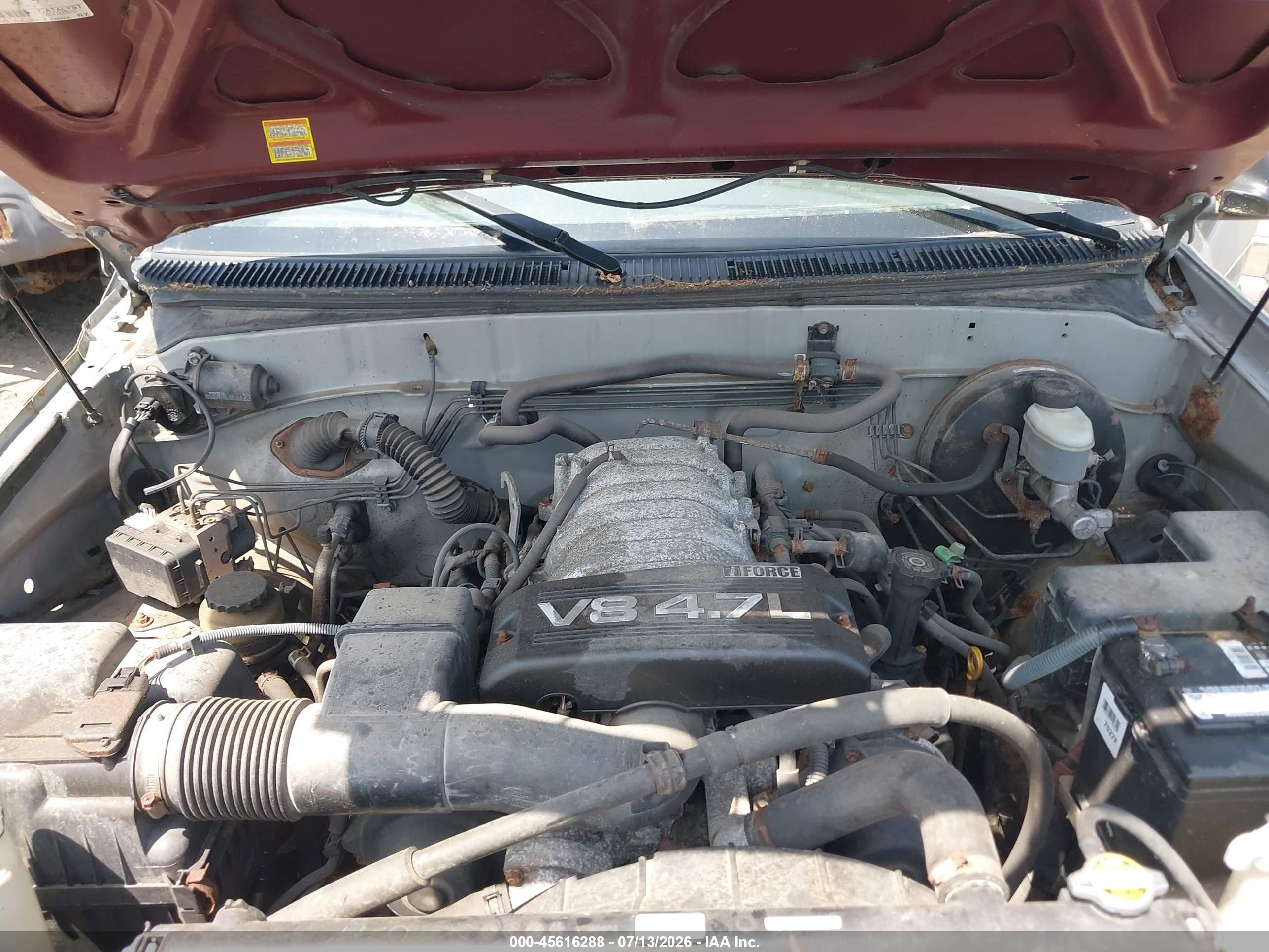 2004 Toyota Tundra Sr5 V8 Silver vin: 5TBBT44184S449190