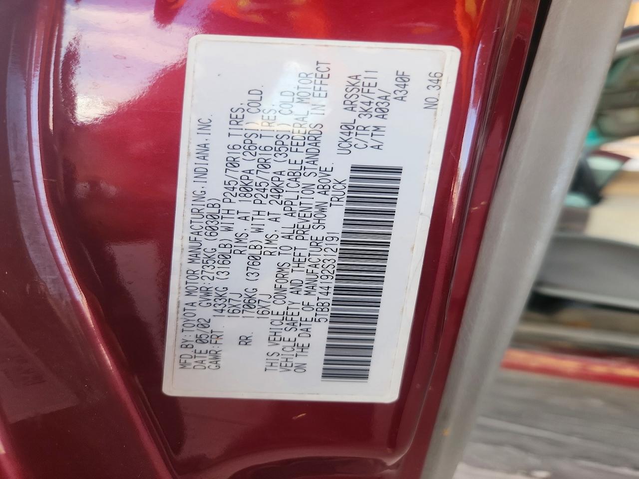 2002 Toyota Tundra Sr5 V8 Red vin: 5TBBT44192S312191