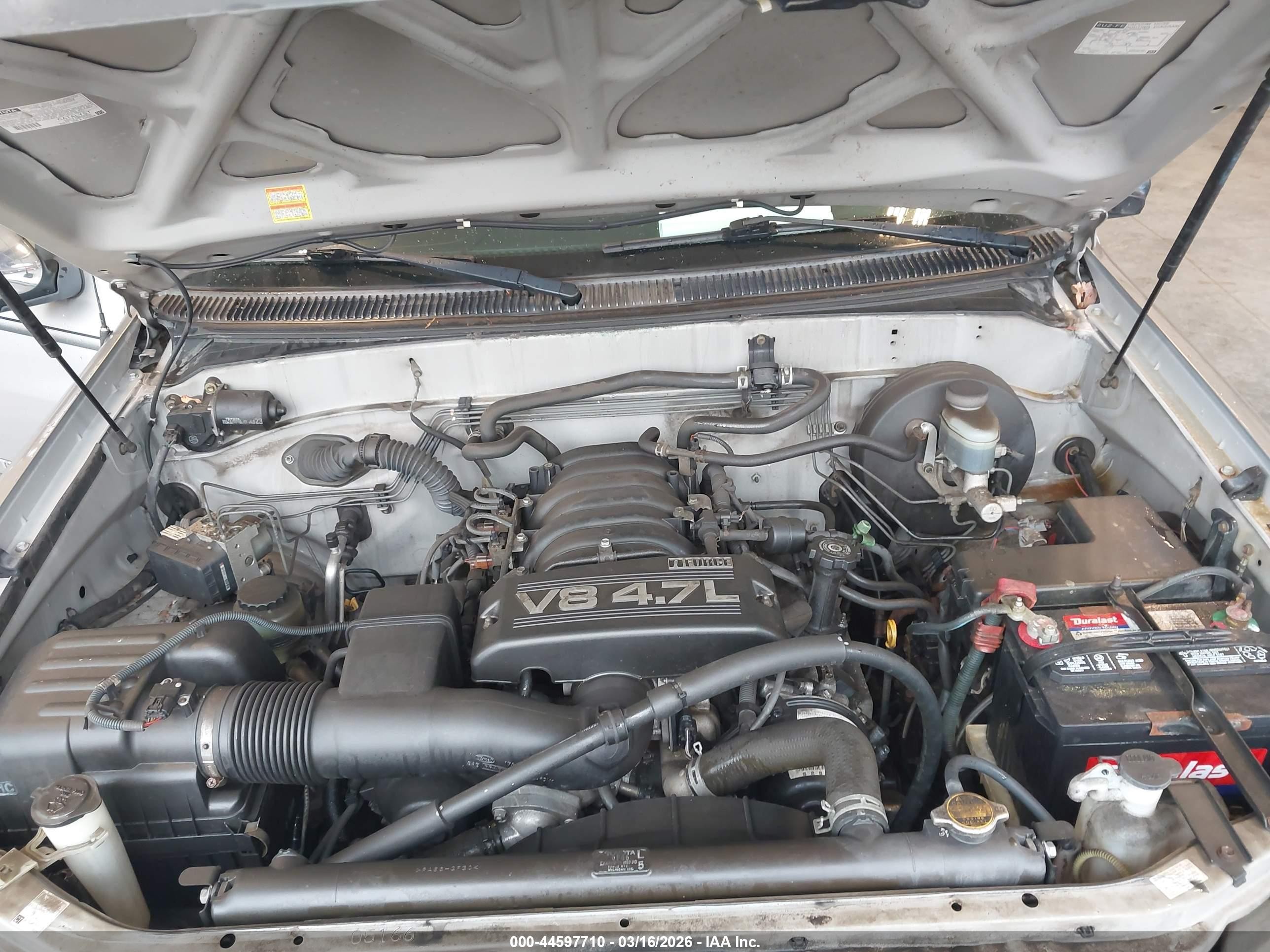 2005 Toyota Tundra Sr5 V8 Серебряный vin: 5TBBT44195S467957