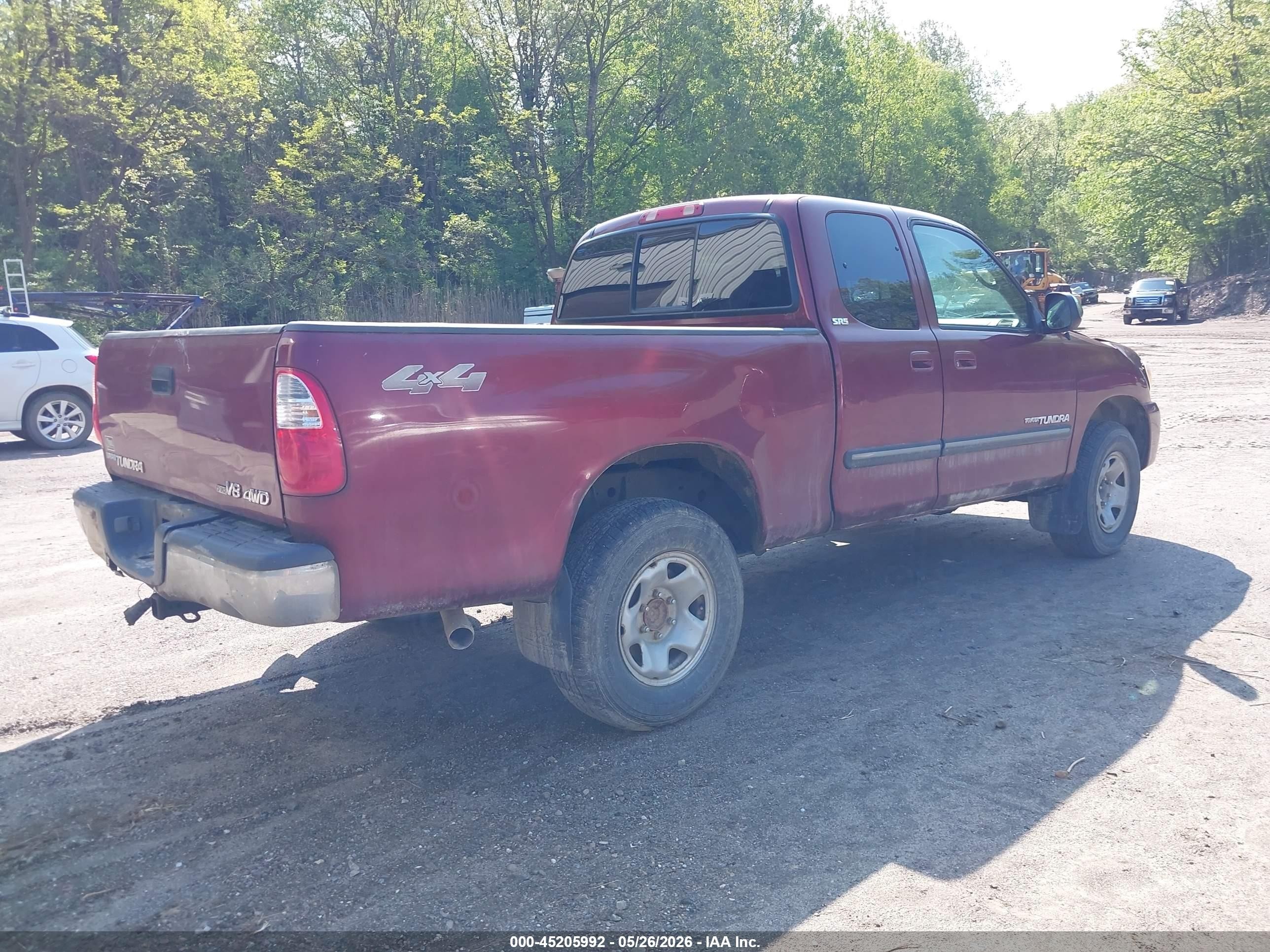 2006 Toyota Tundra Sr5 V8 Red vin: 5TBBT44196S485313
