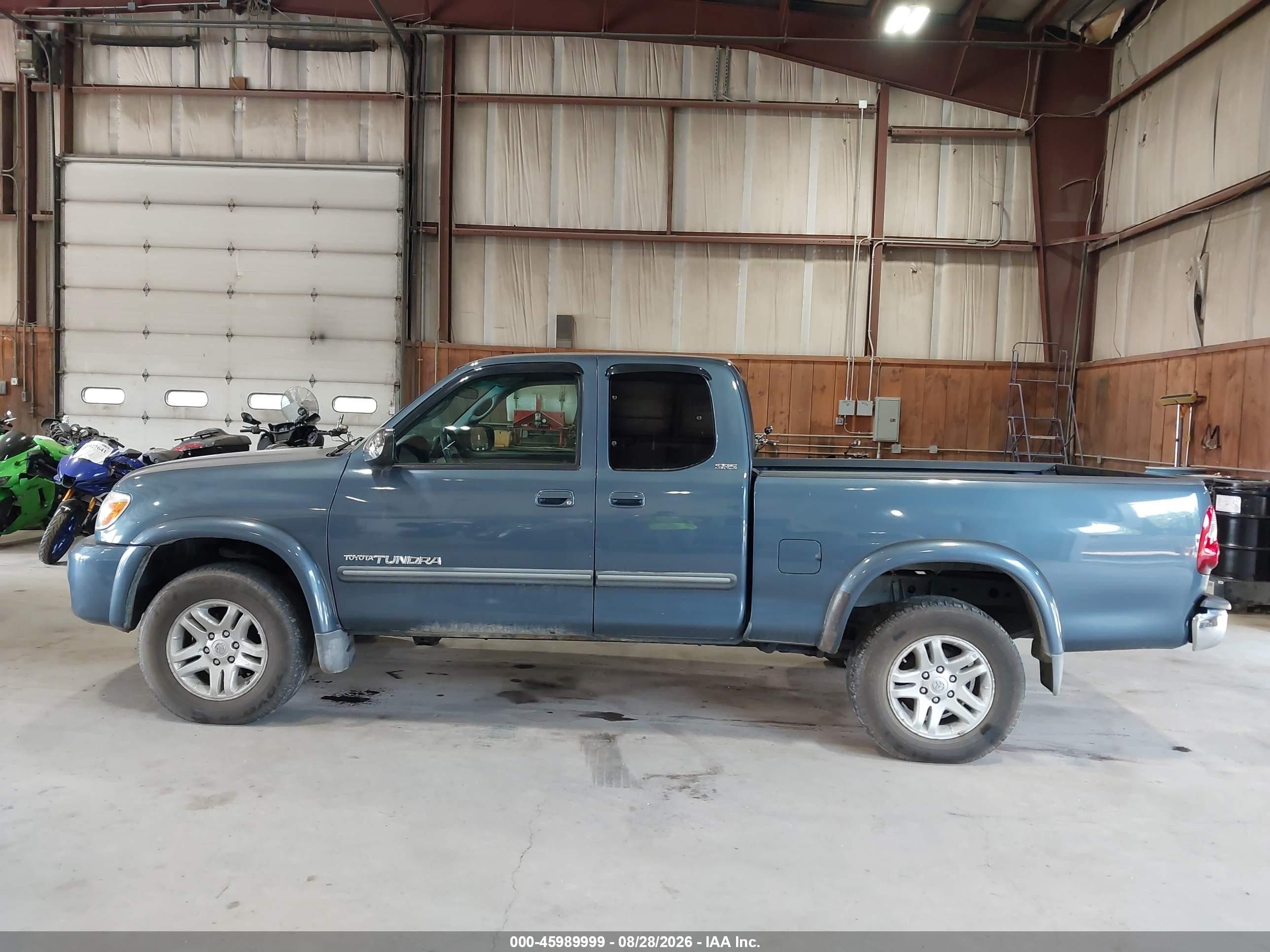 2006 Toyota Tundra Sr5 V8 Синий vin: 5TBBT44196S485960