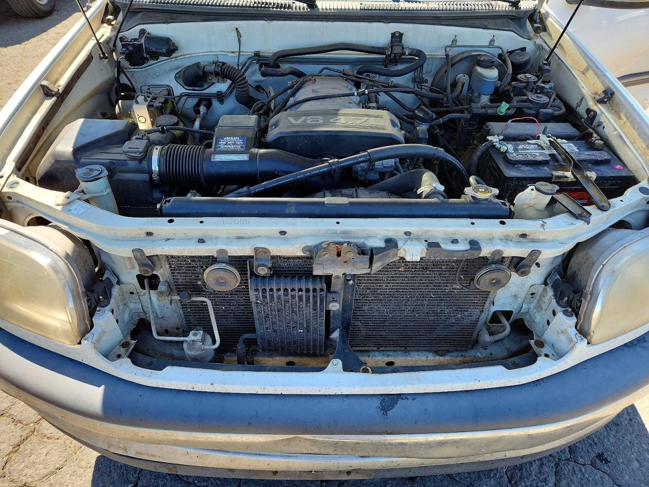 2000 Toyota Tundra Sr5 White vin: 5TBBT4419YS098022