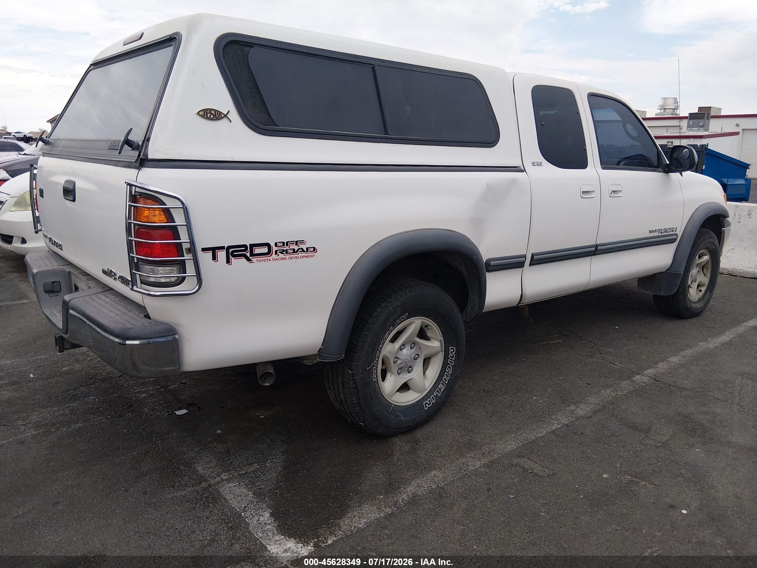2002 Toyota Tundra Access Cab/access Cab Sr5 White vin: 5TBBT441X2S232348