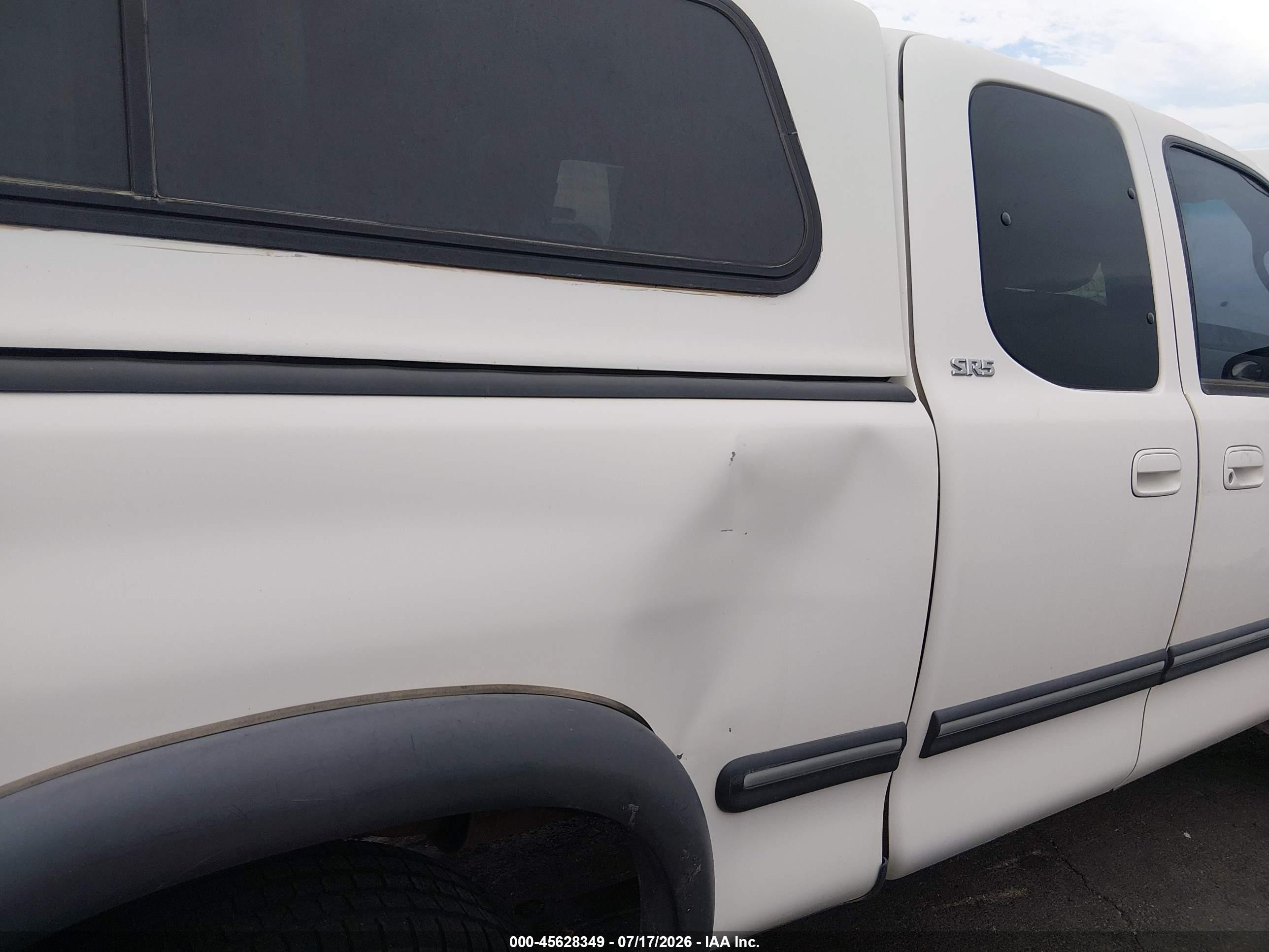 2002 Toyota Tundra Access Cab/access Cab Sr5 White vin: 5TBBT441X2S232348