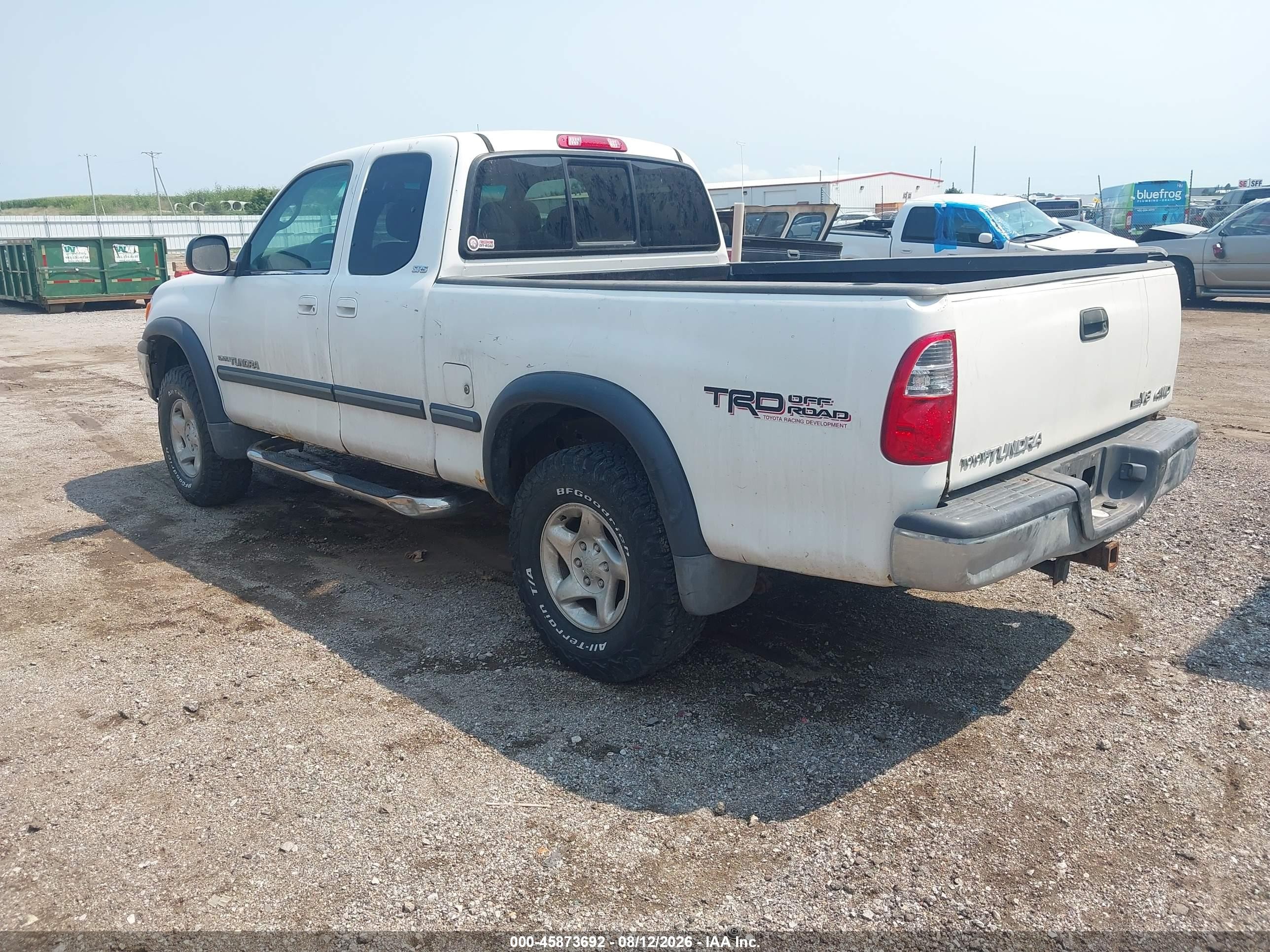 2002 Toyota Tundra Sr5 V8 Белый vin: 5TBBT441X2S253149