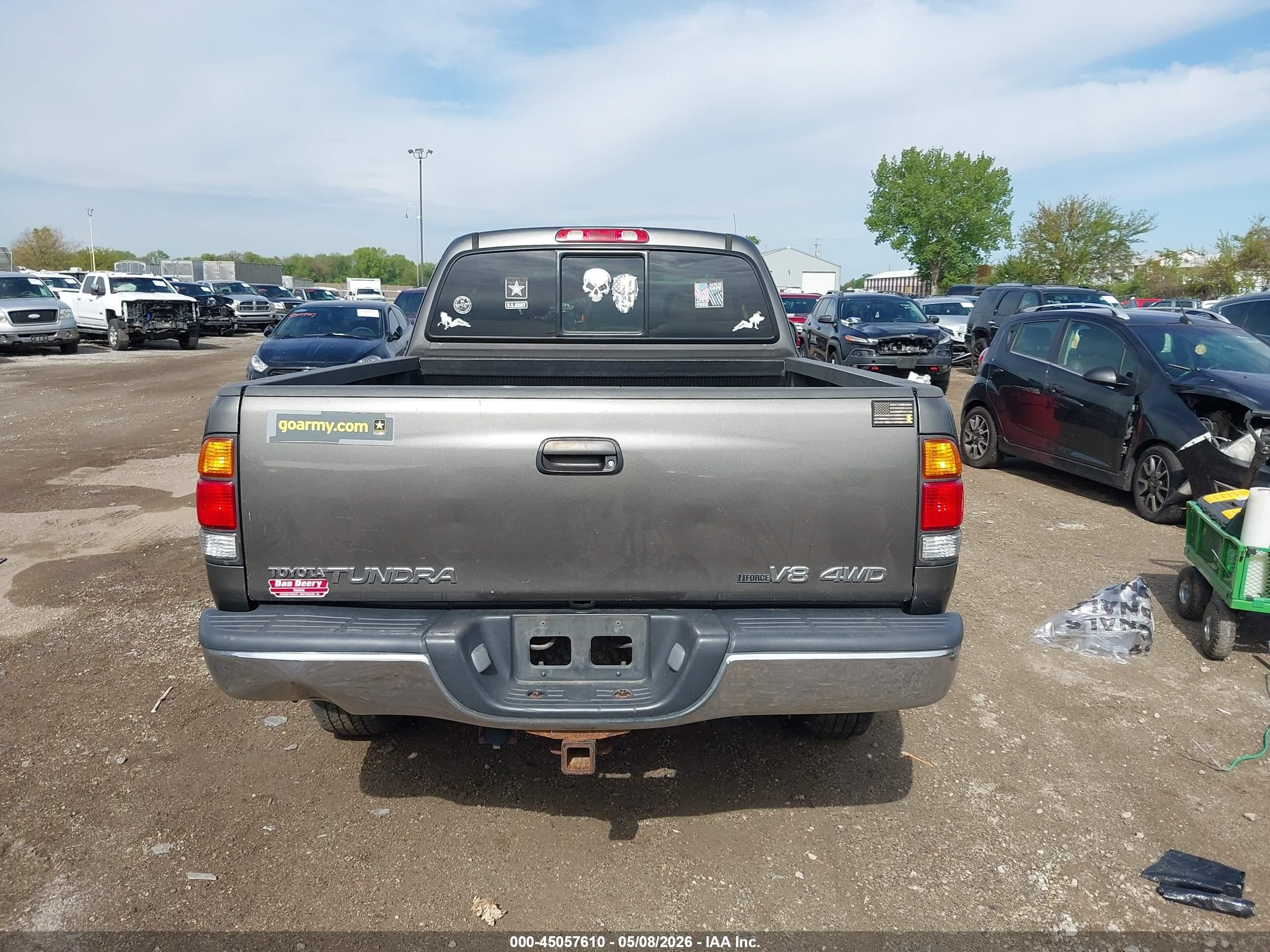 2004 Toyota Tundra Sr5 V8 Серый vin: 5TBBT441X4S441673