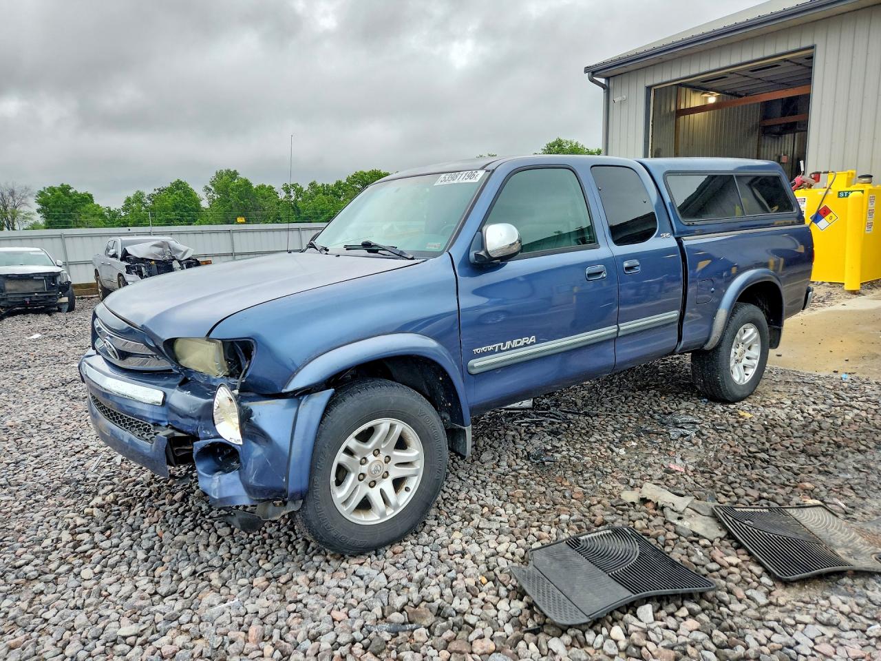 2004 Toyota Tundra Access Cab Sr5 Blue vin: 5TBBT441X4S445609