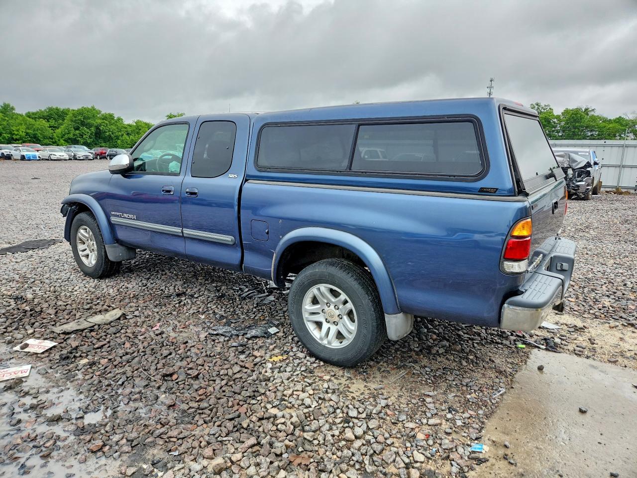 2004 Toyota Tundra Access Cab Sr5 Blue vin: 5TBBT441X4S445609