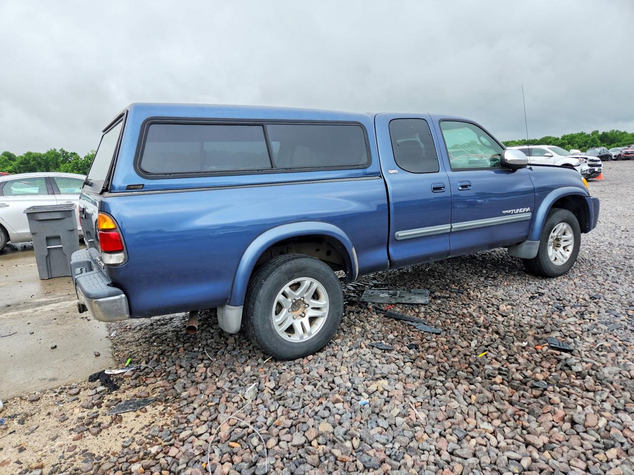 2004 Toyota Tundra Access Cab Sr5 Blue vin: 5TBBT441X4S445609