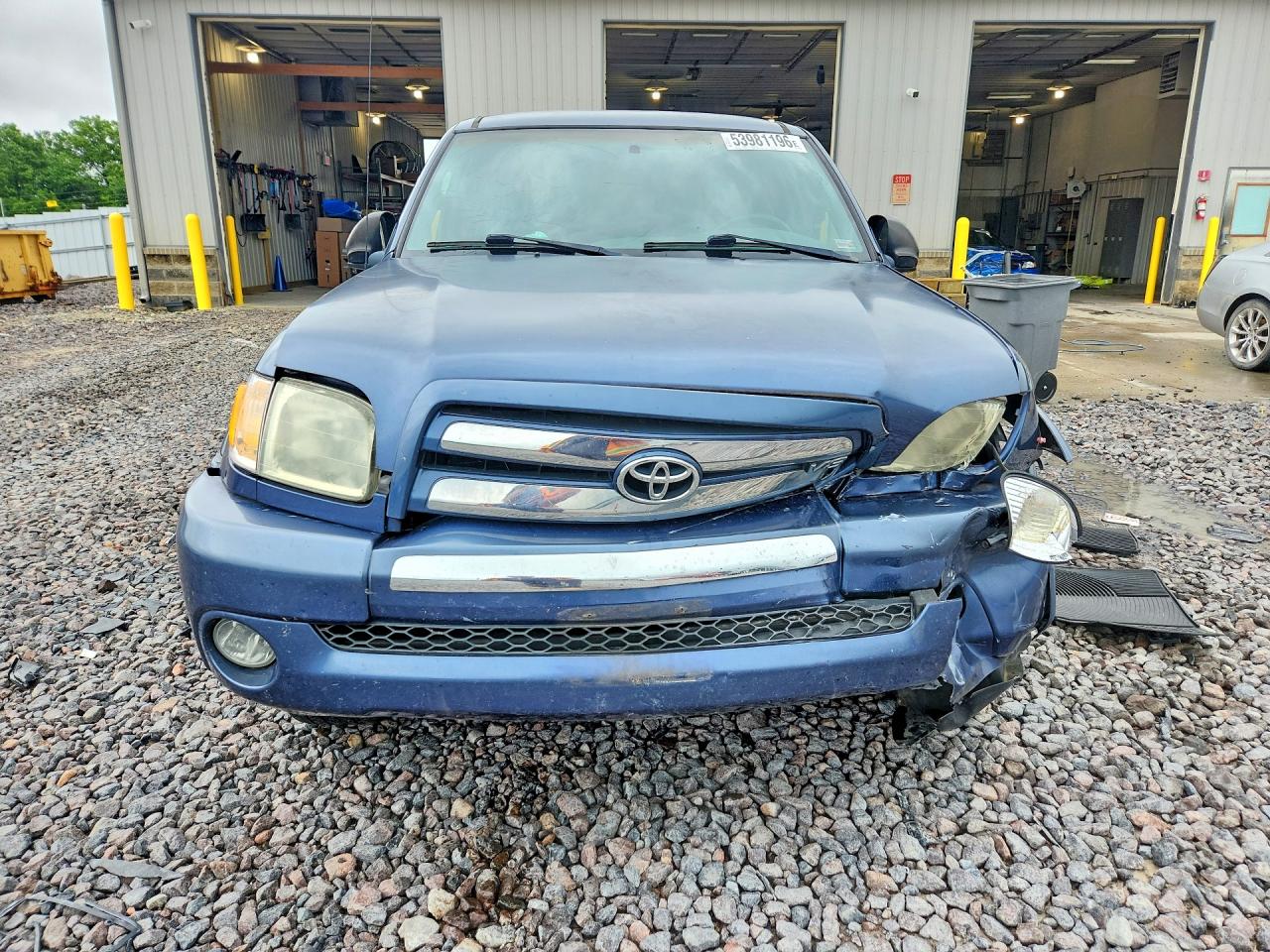 2004 Toyota Tundra Access Cab Sr5 Blue vin: 5TBBT441X4S445609