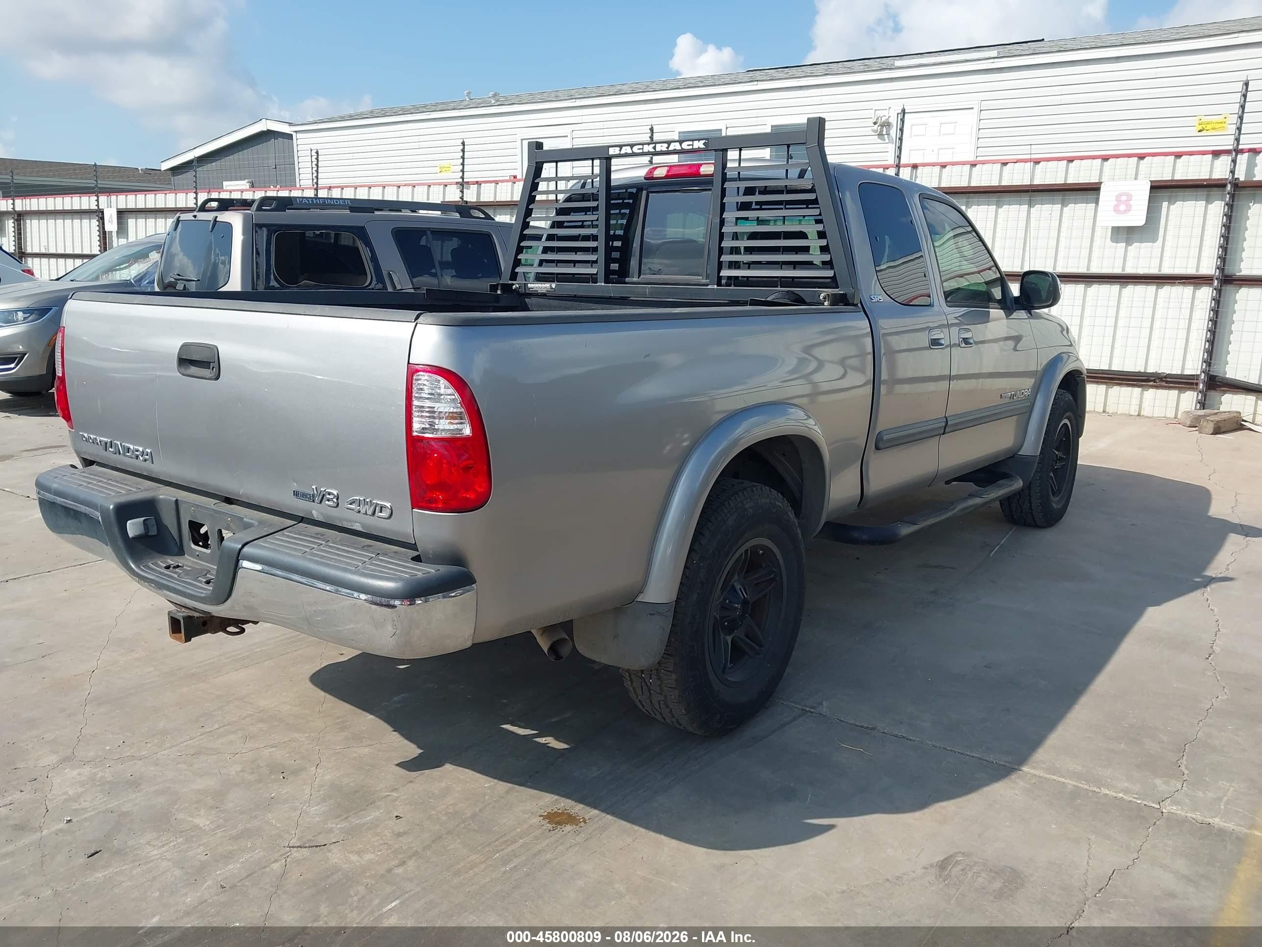 2005 Toyota Tundra Sr5 V8 Silver vin: 5TBBT441X5S466073
