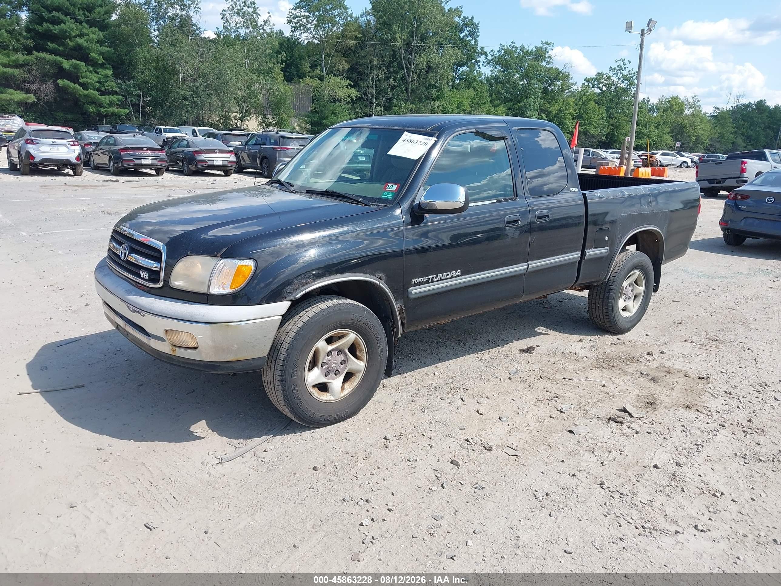 2000 Toyota Tundra Sr5 V8 Black vin: 5TBBT441XYS047368
