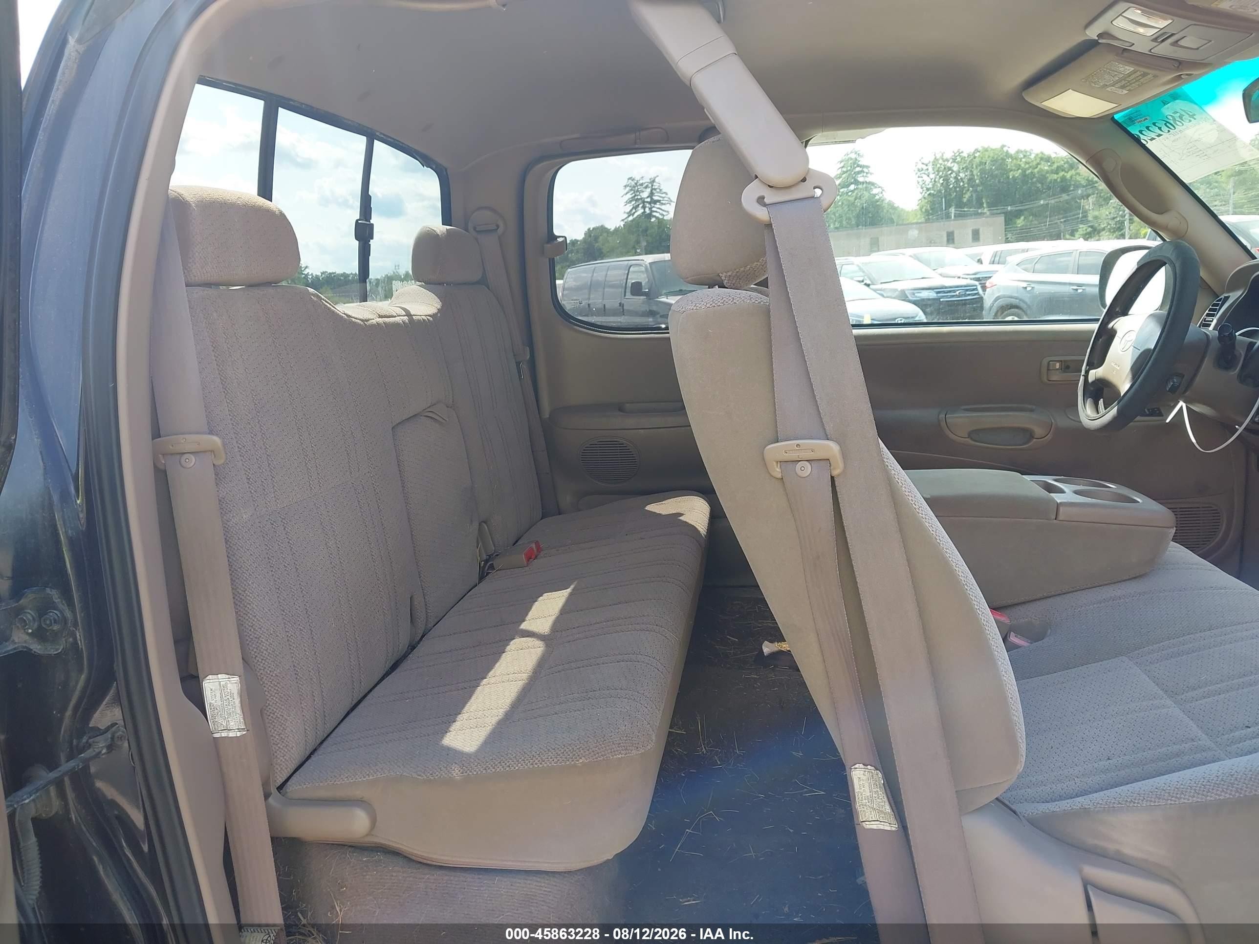 2000 Toyota Tundra Sr5 V8 Black vin: 5TBBT441XYS047368