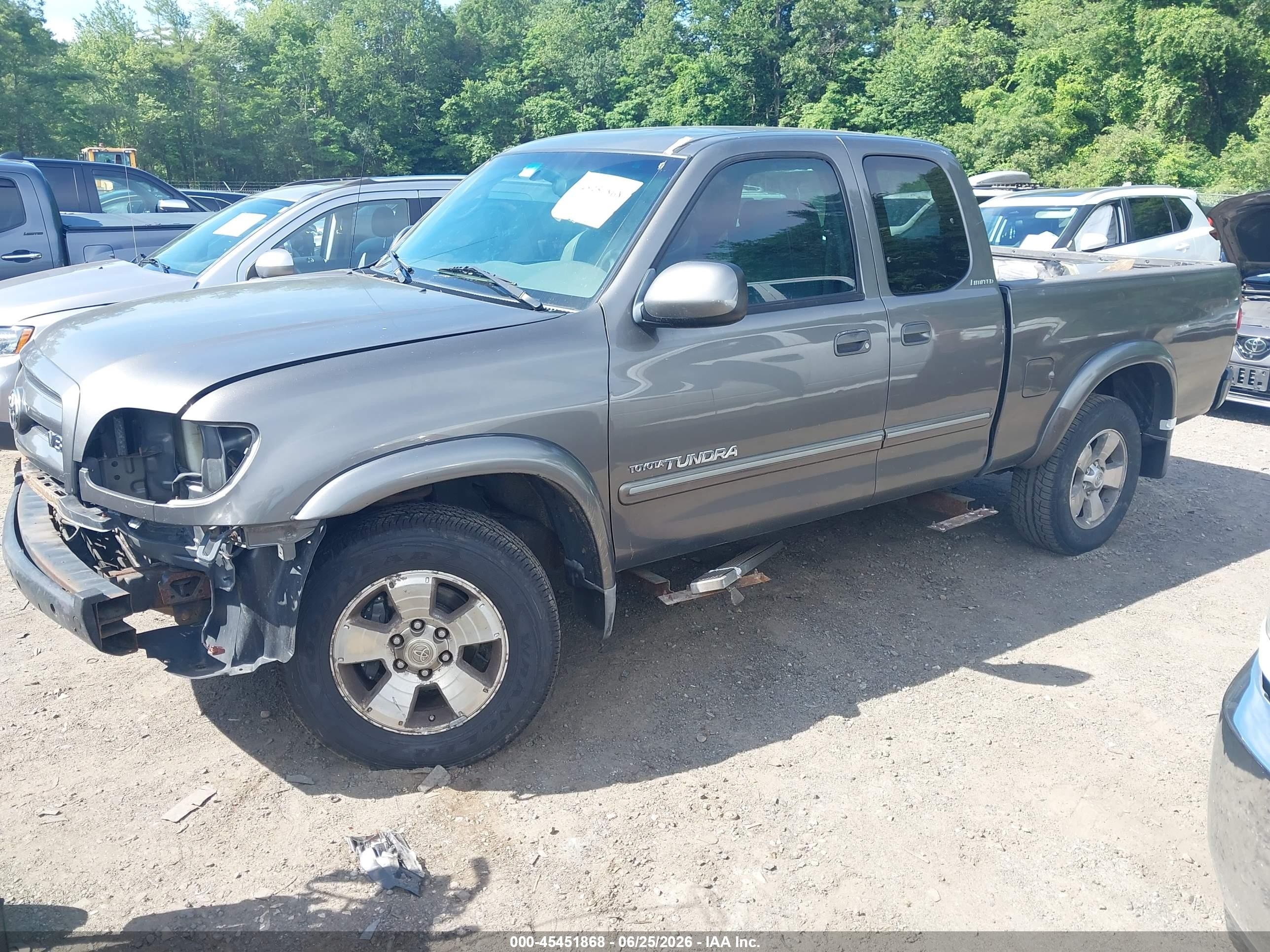 2003 Toyota Tundra Ltd V8 Gray vin: 5TBBT48123S411351