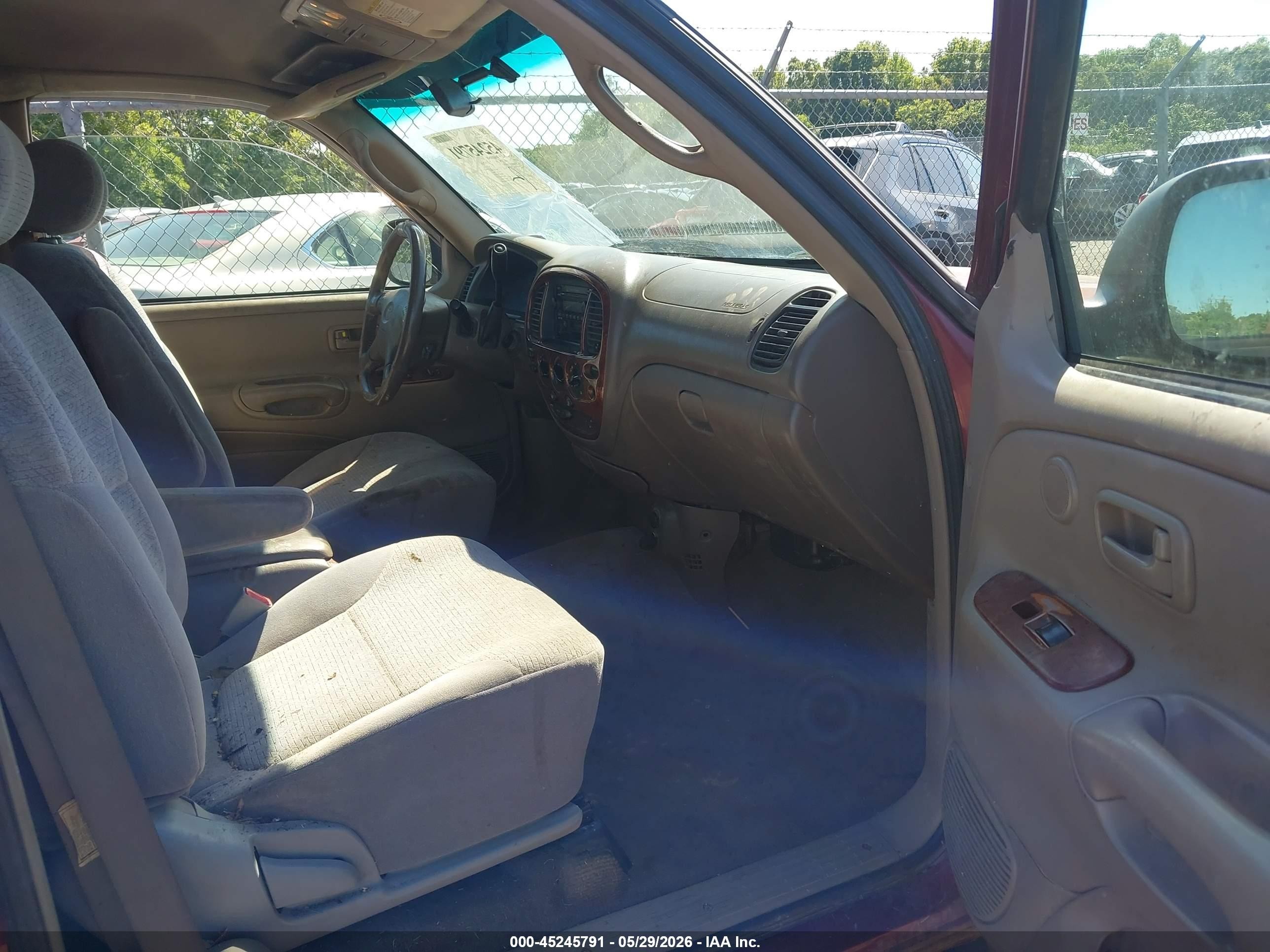 2001 Toyota Tundra Ltd Red vin: 5TBBT48131S201645