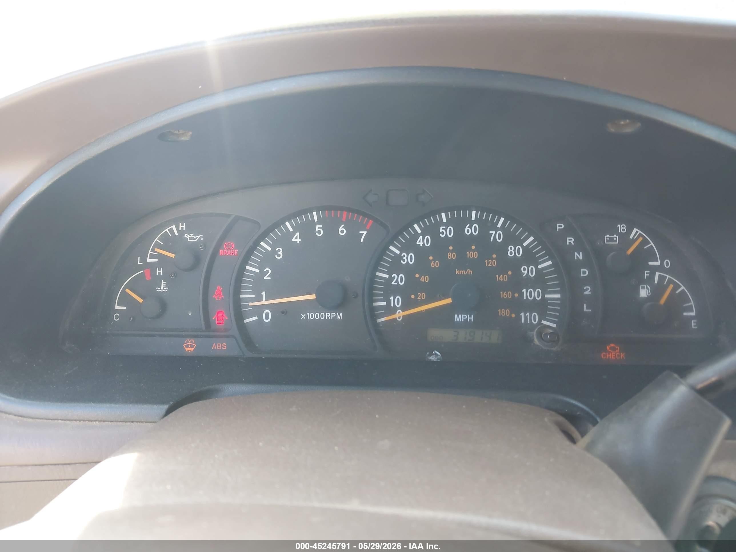 2001 Toyota Tundra Ltd Red vin: 5TBBT48131S201645