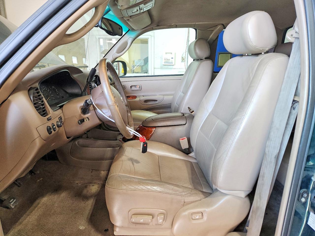 2003 Toyota Tundra Limited Green vin: 5TBBT48143S418303