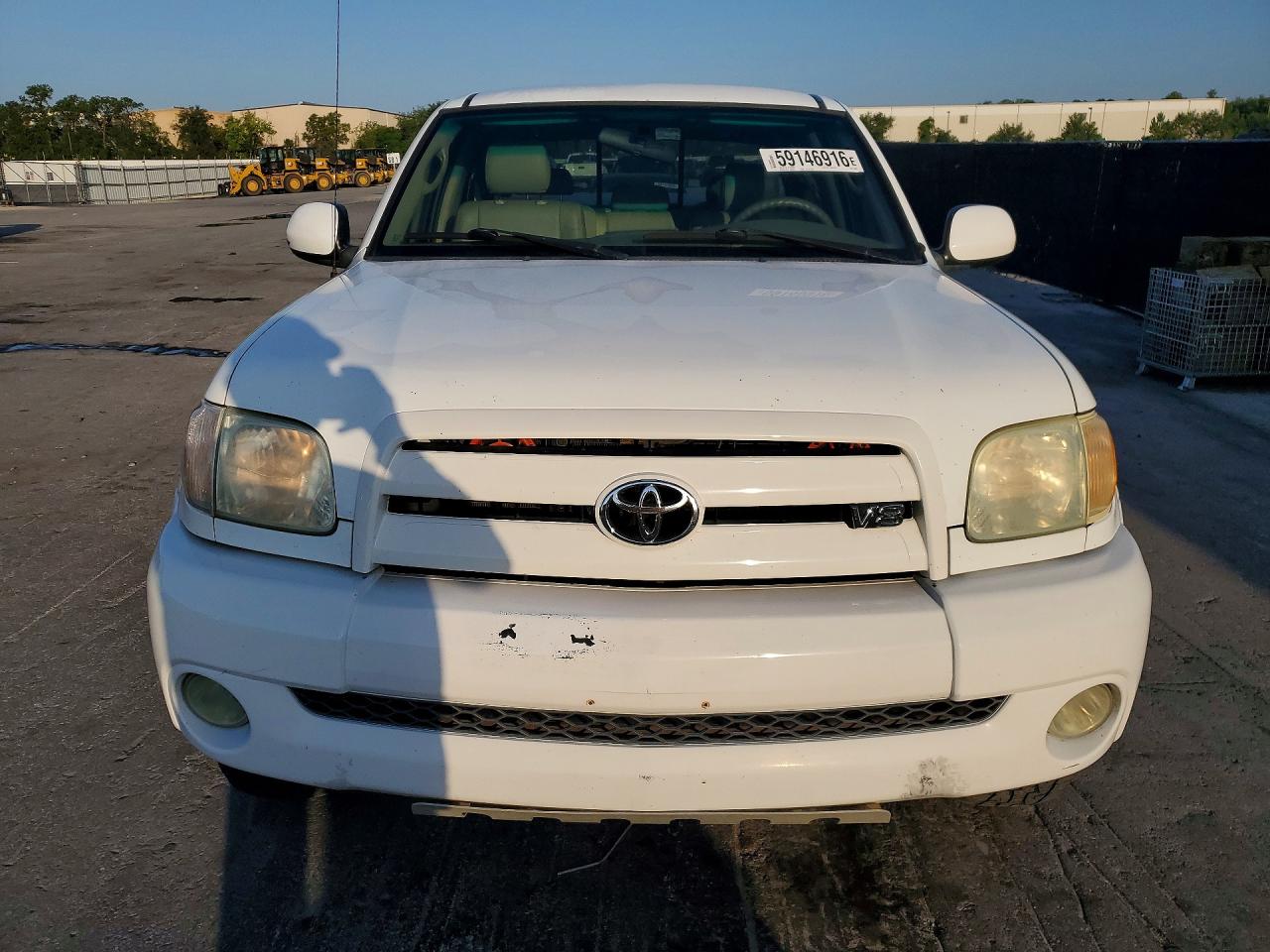 2005 Toyota Tundra Access Cab Limited White vin: 5TBBT48145S459498