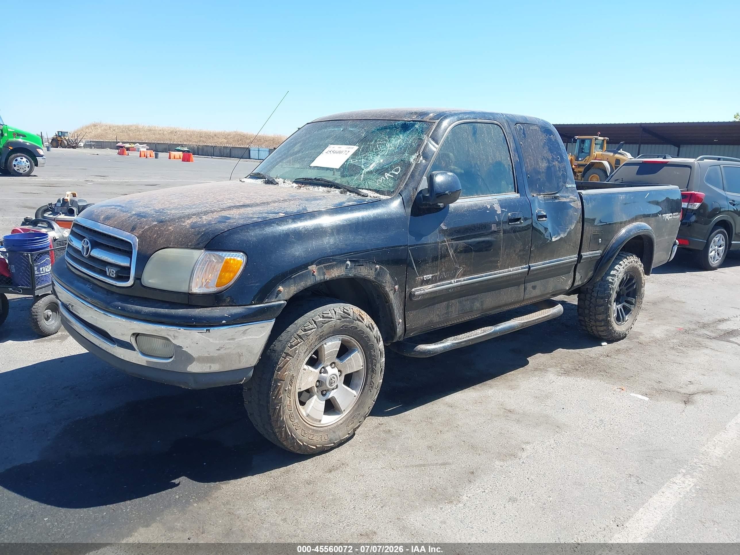 2001 Toyota Tundra Ltd V8 Black vin: 5TBBT48161S152117