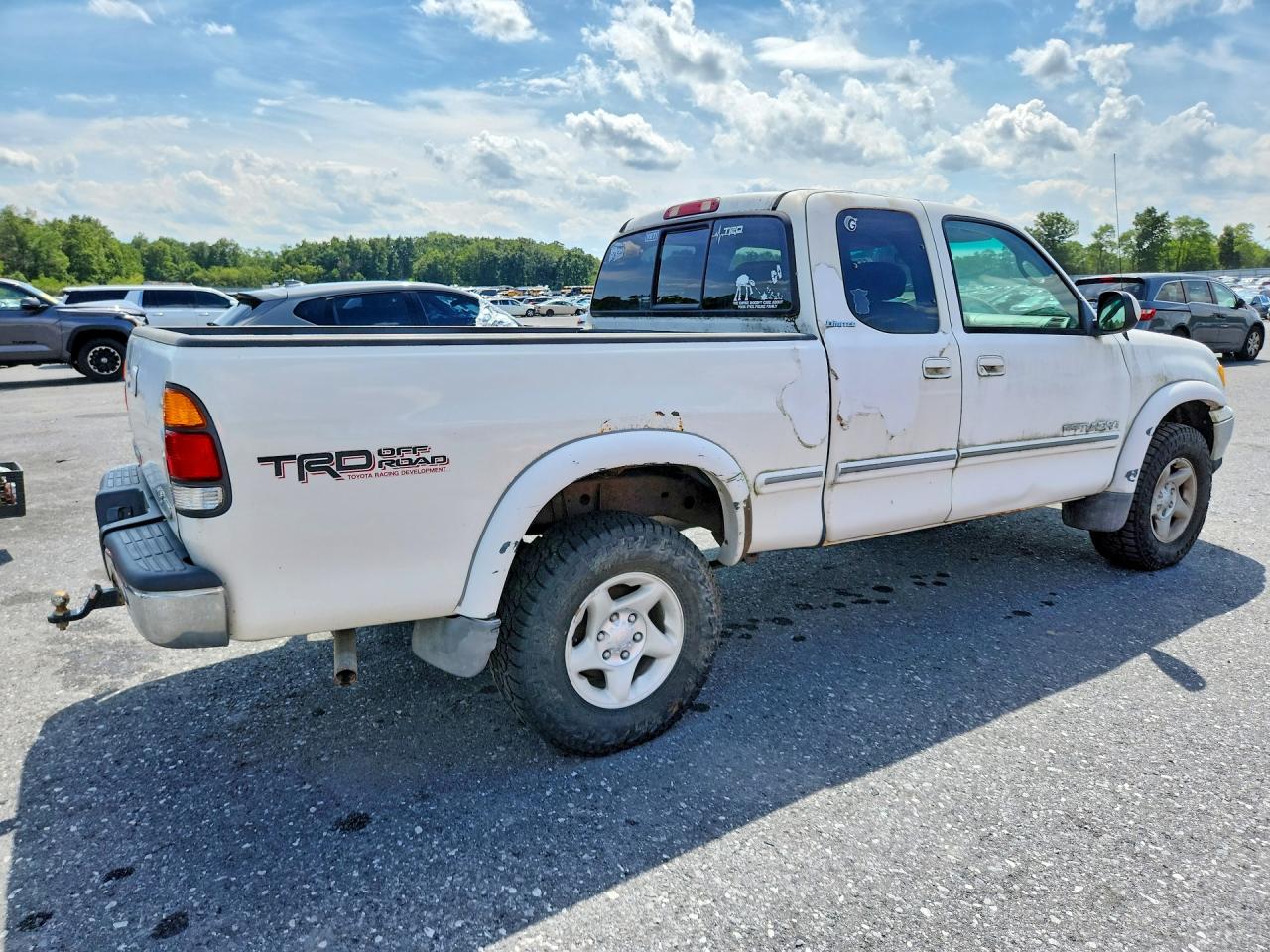 2001 Toyota Tundra Access Cab Limited White vin: 5TBBT48161S219427