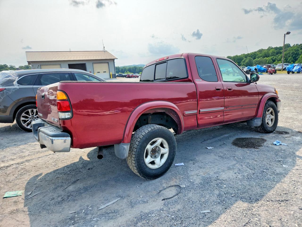 2000 Toyota Tundra Access Cab Limited Brown vin: 5TBBT4818YS035701