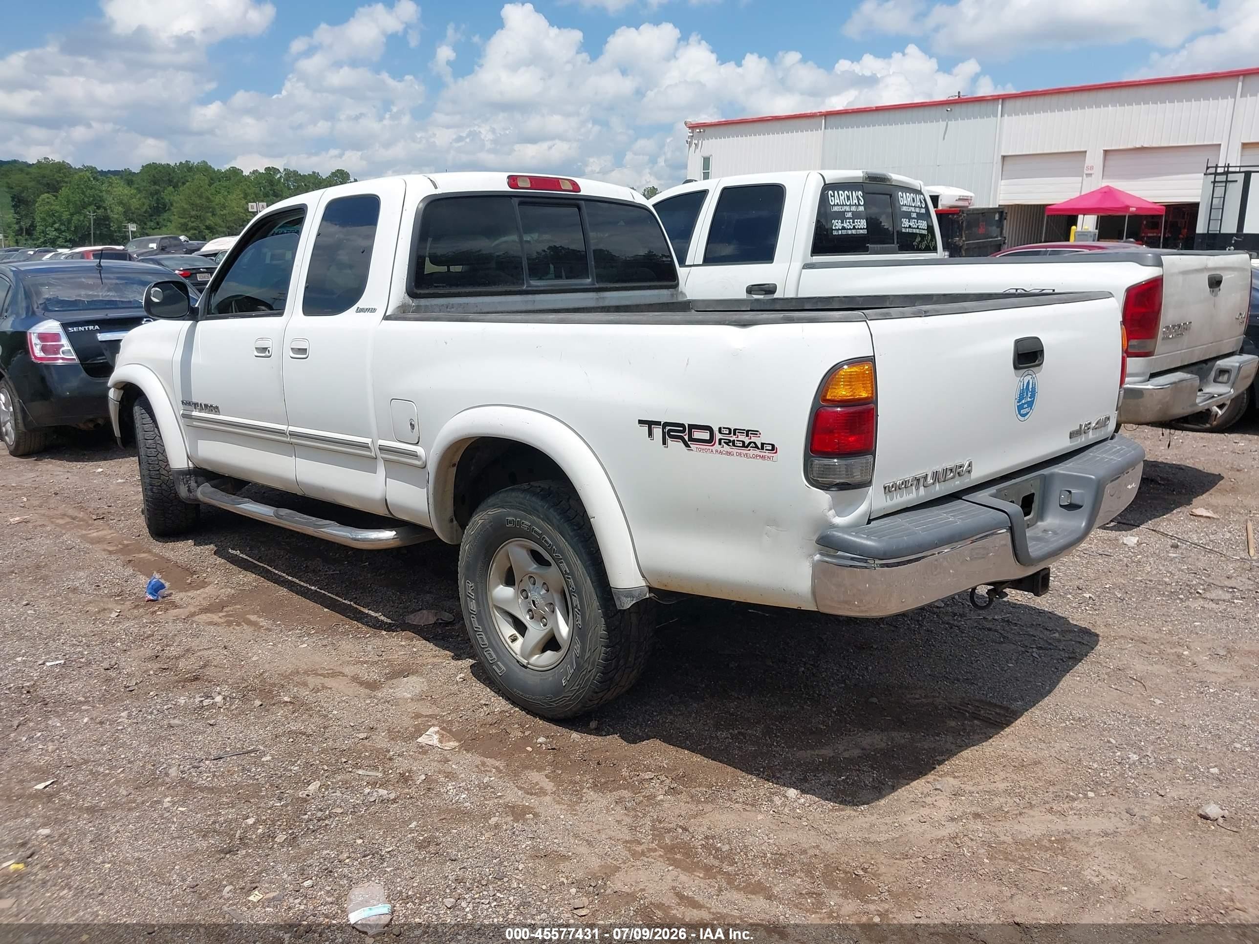 2002 Toyota Tundra Ltd V8 Белый vin: 5TBBT481X2S325364